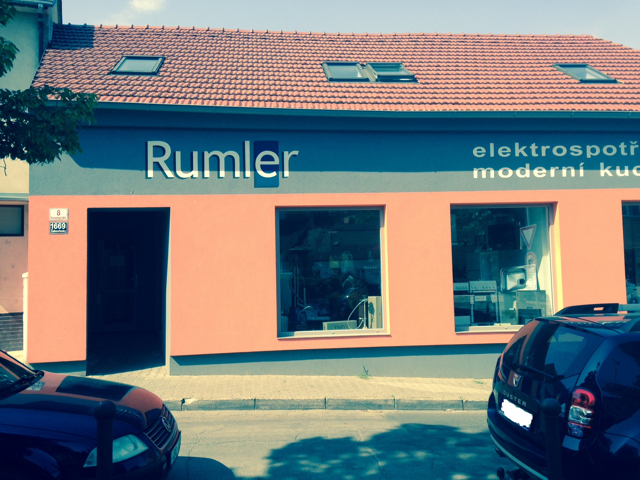 RUKE KUCHYNĚ, ELEKTRO