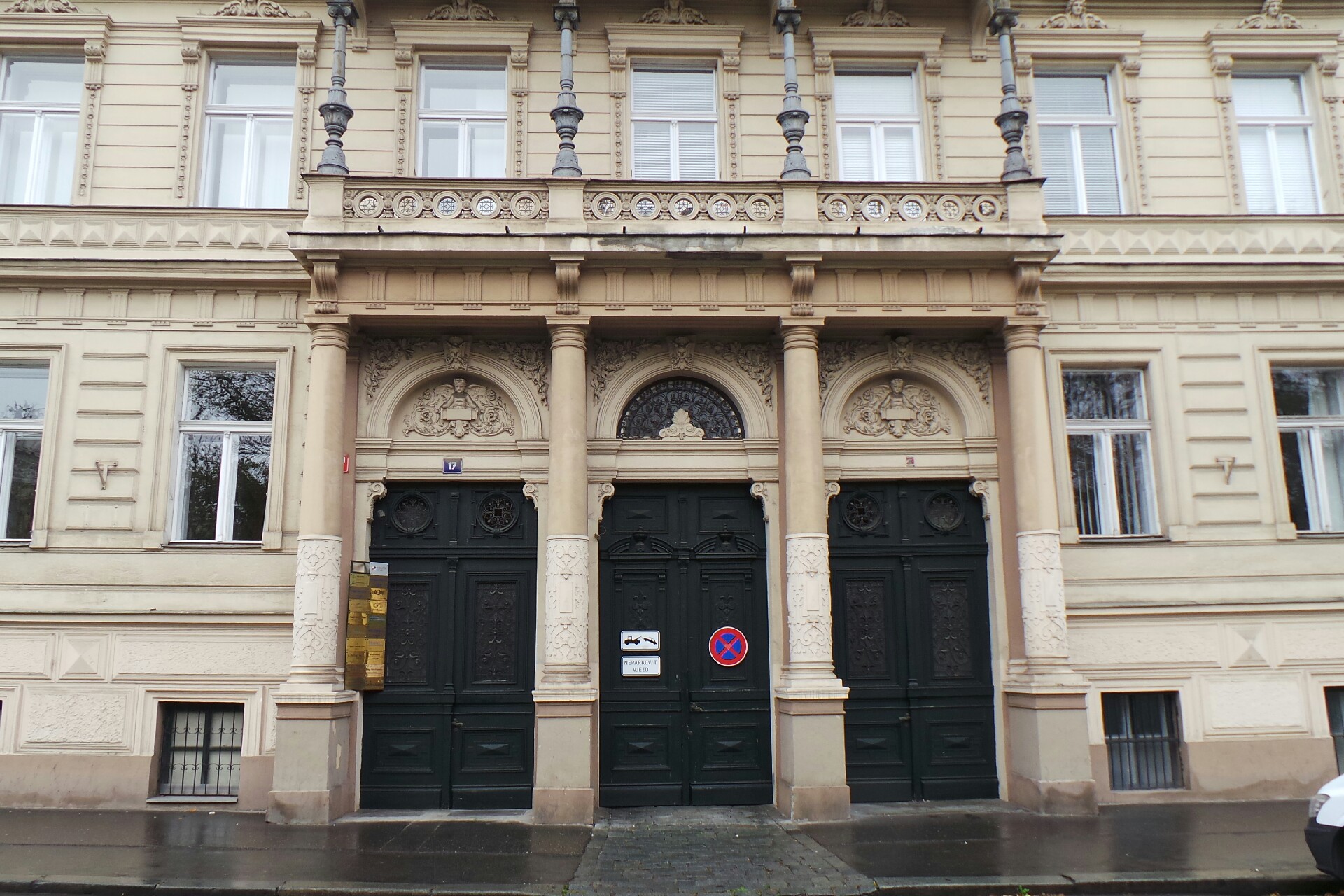 Saba Parking CZ, a.s.