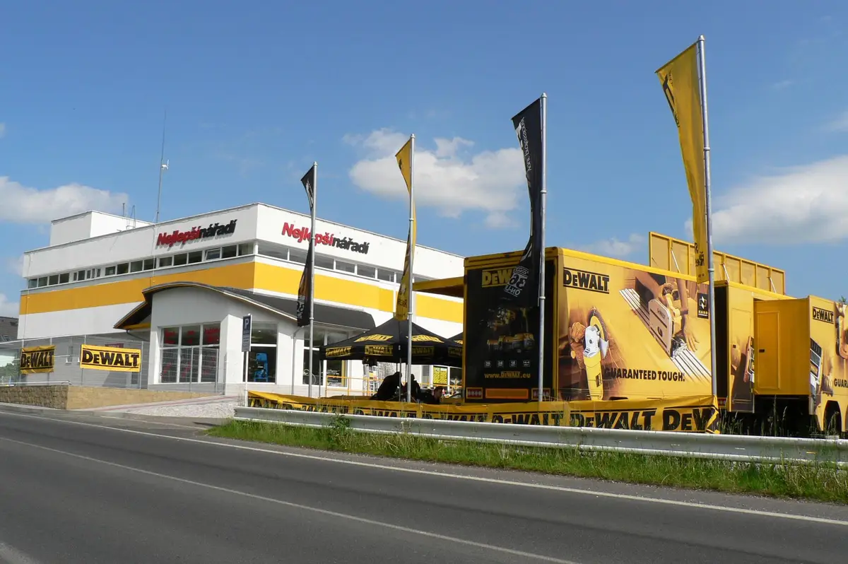 Naradi-dewalt.cz foto 1