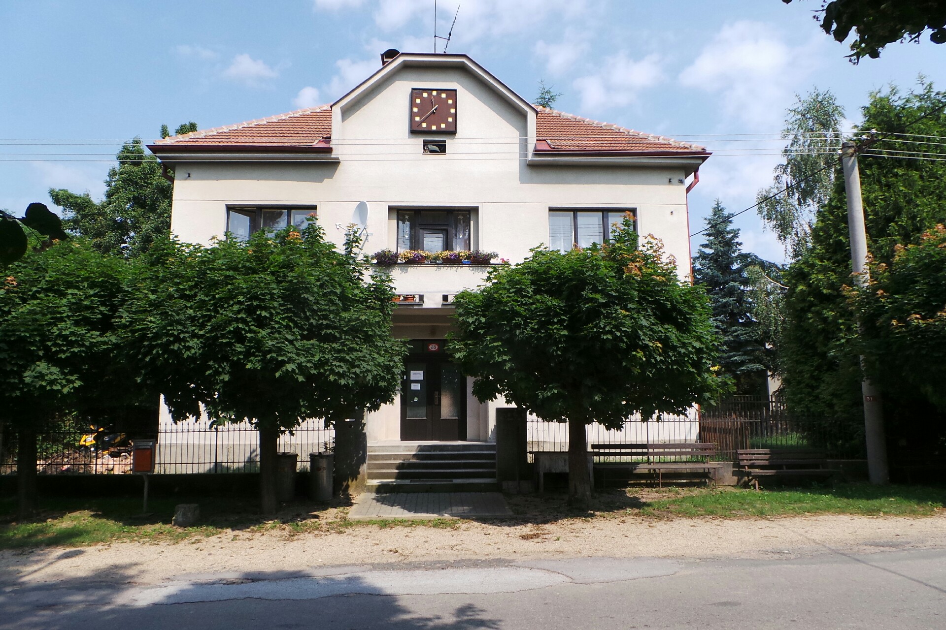 Zachrašťany - obecní úřad