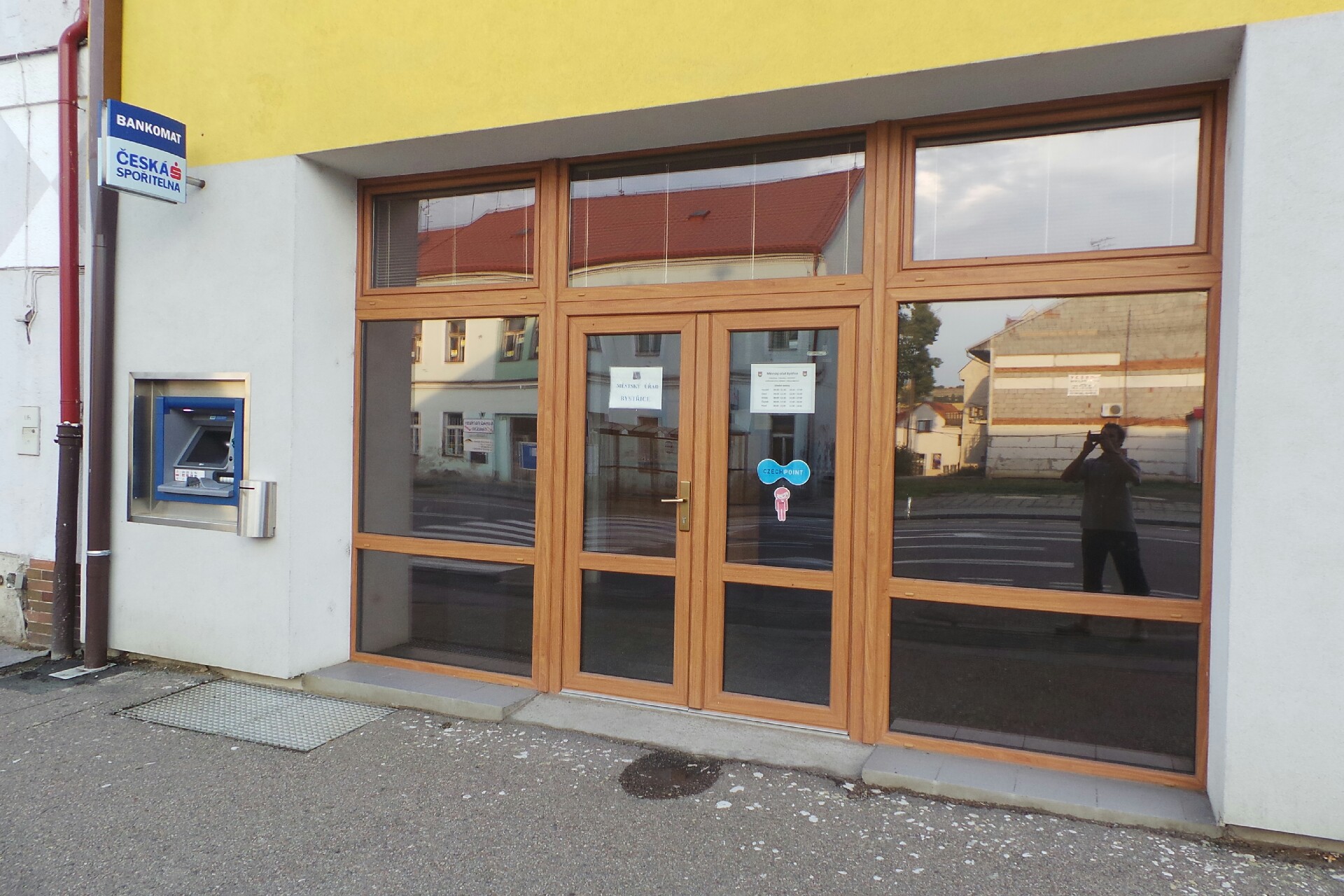 Bankomat České spořitelny foto 1