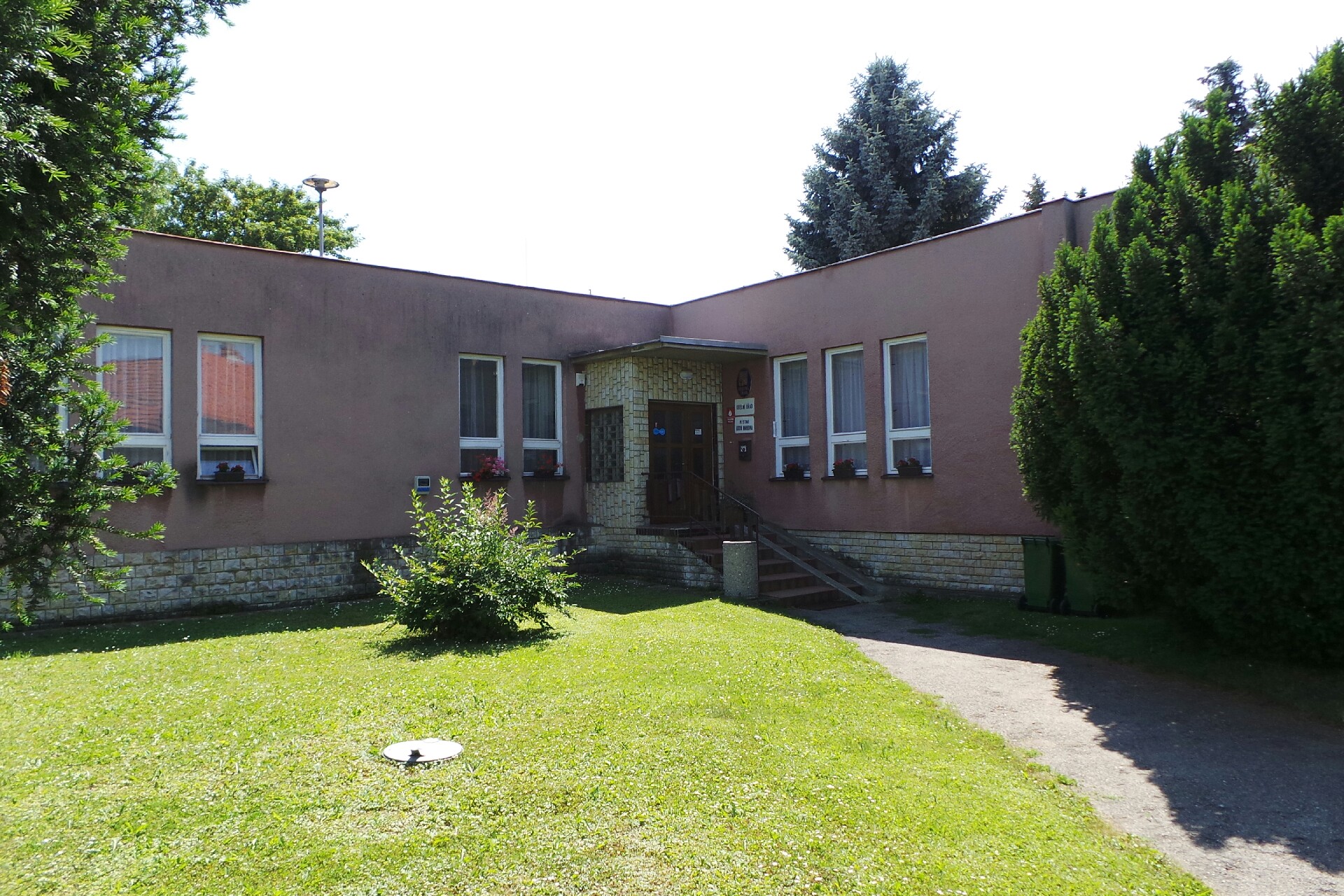 Obecní knihovna Ptice