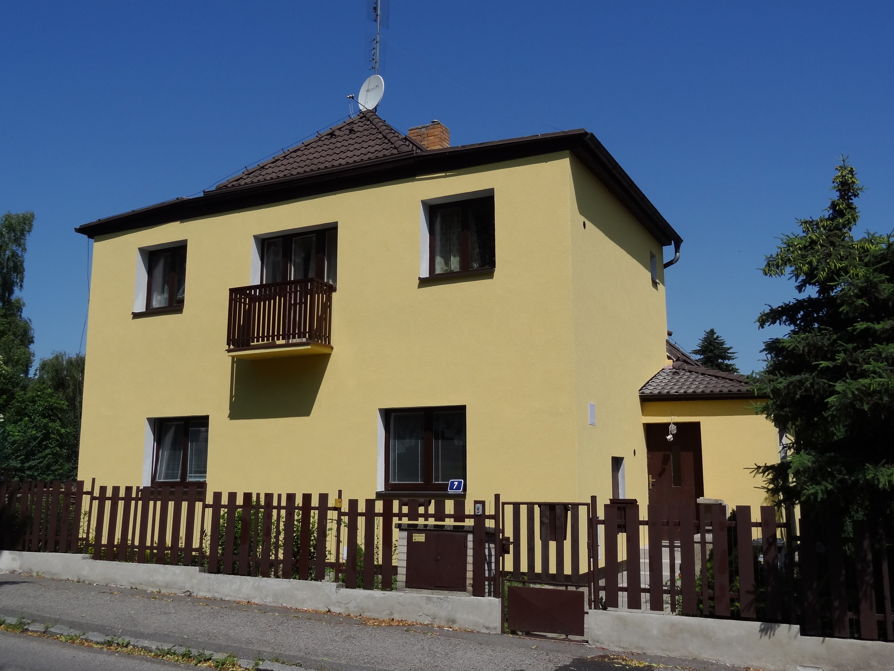 Miloslav Hladík - stavební činnost a velkoobchod foto 2