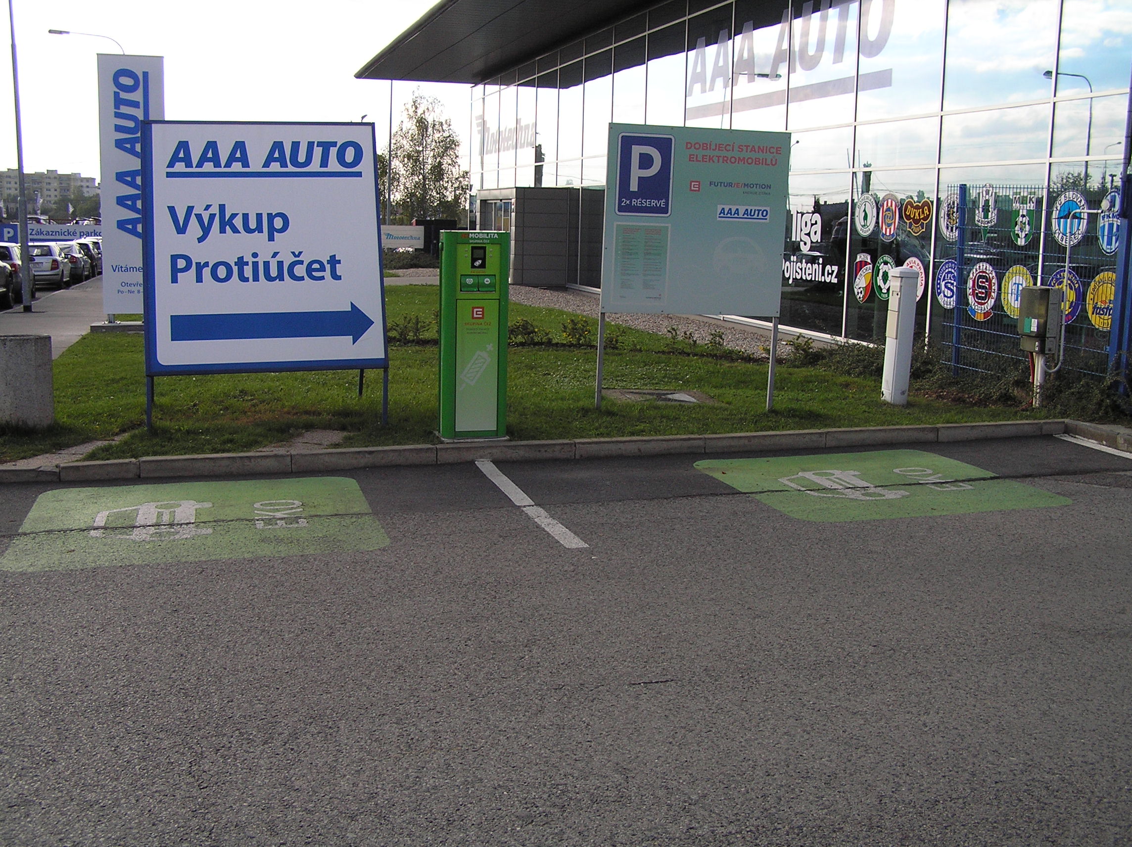 Nabíjecí stanice ČEZ