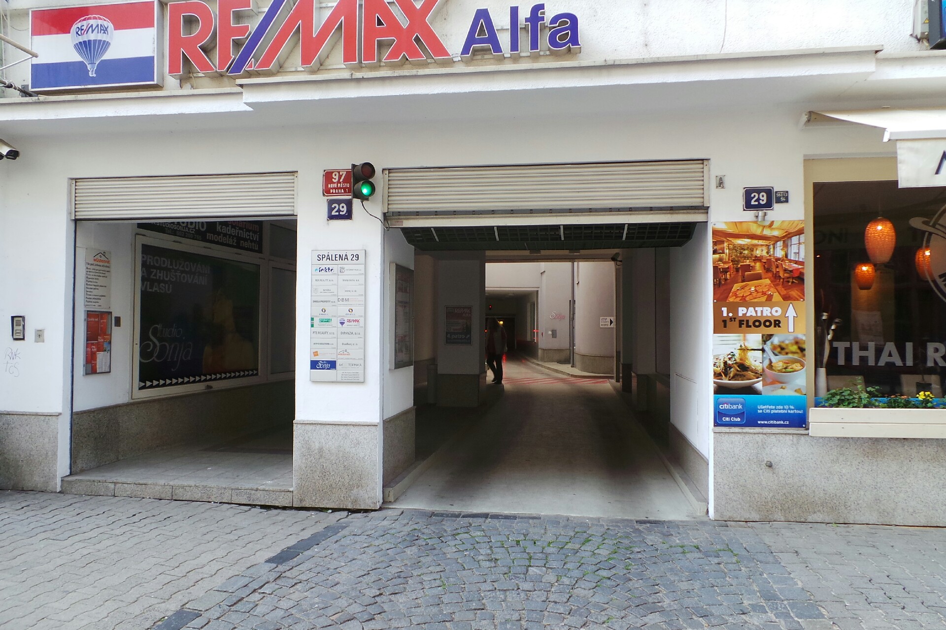 Mgr. Barbora Psotová, advokát