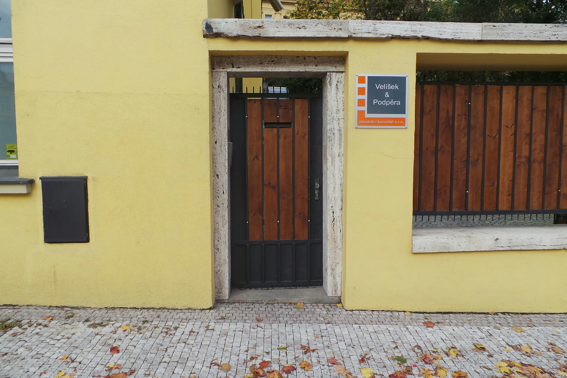 Mgr. Helena Ouředníková, advokátka