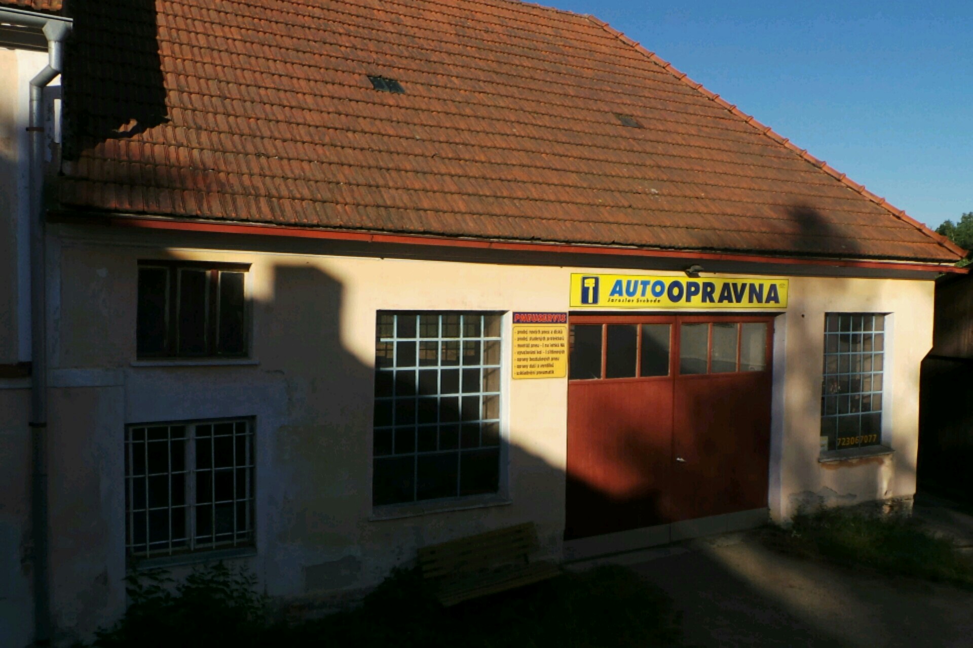 Autoopravna u zámku