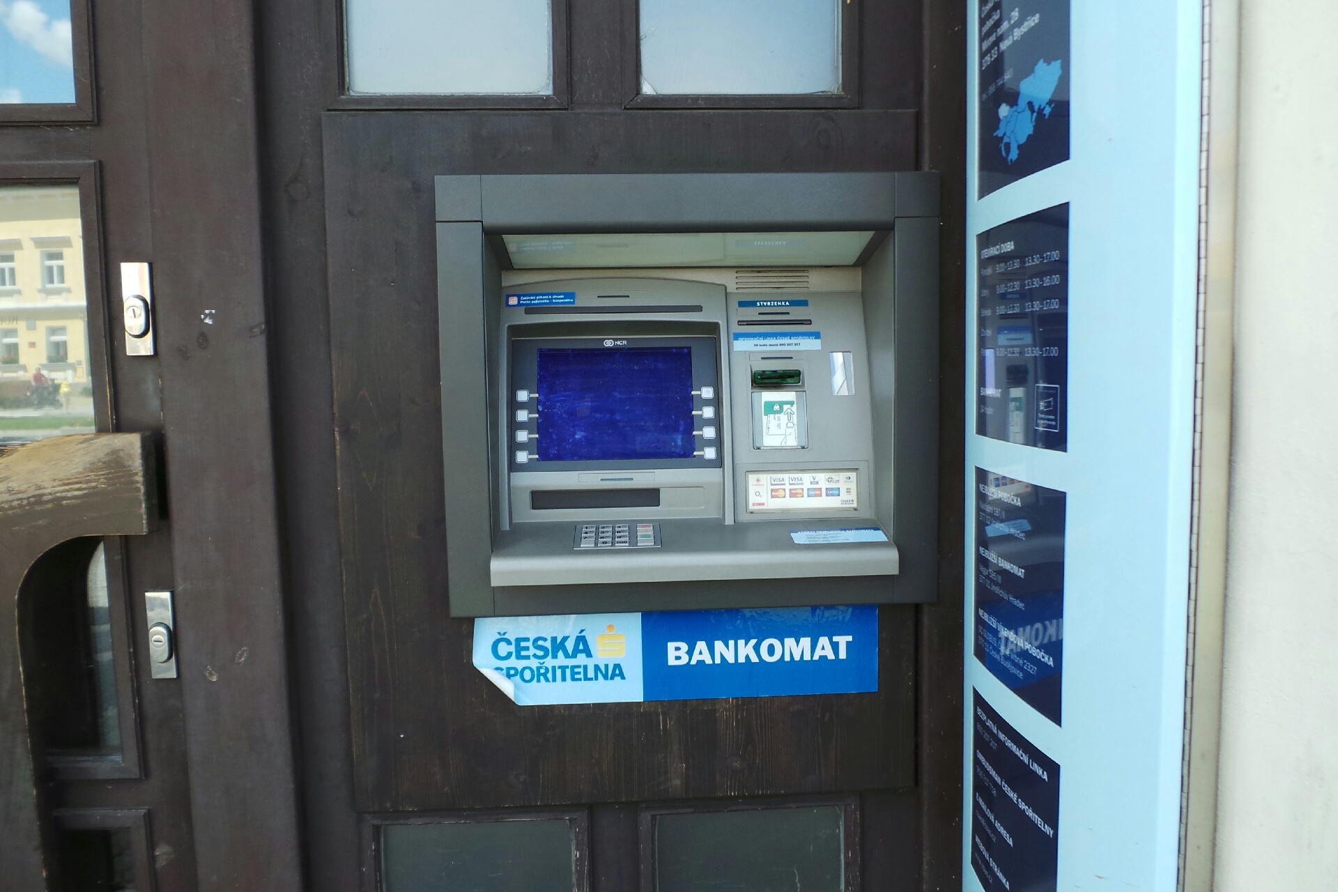 Bankomat České spořitelny foto 1