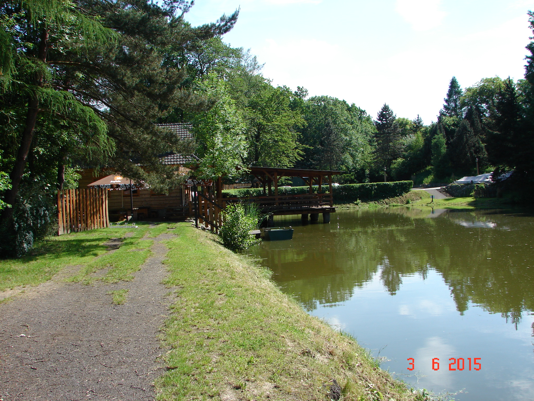 Restaurace Roubenka U Rybníka