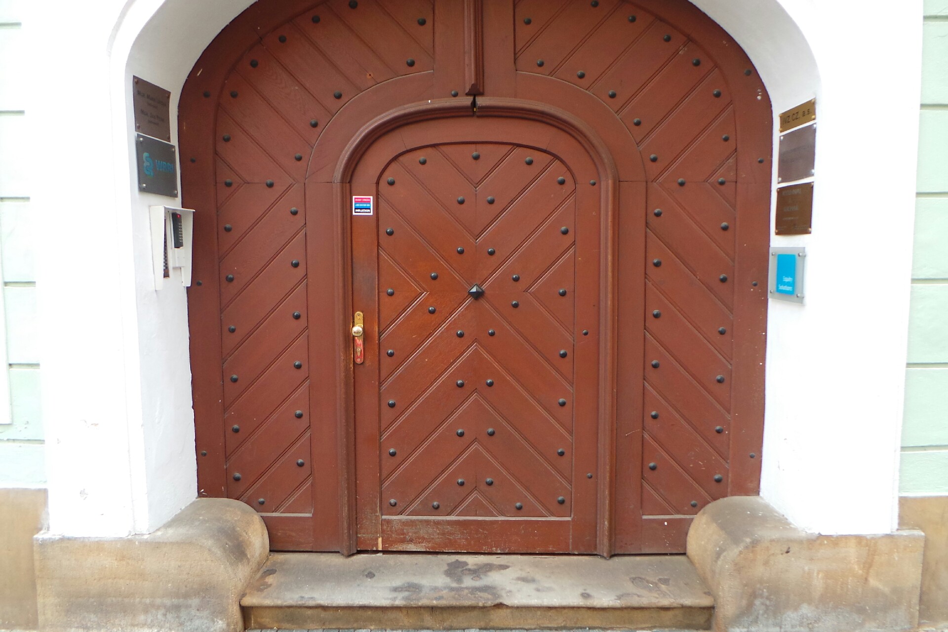 Mgr. Marie Látová, advokát