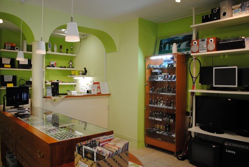 Zastavárna - Bazar EMPIRE MUSIC foto 4