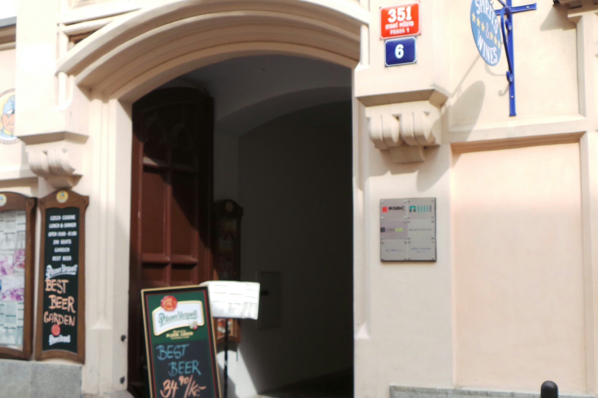 JUDr. Monika Rutlandová