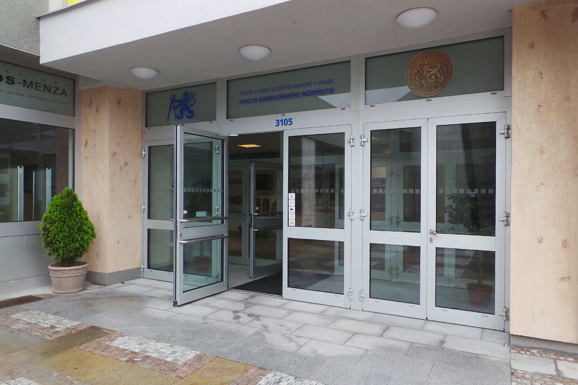 České vysoké učení technické v Praze - Katedra biomedicínské techniky Fakulty biomedicínského inženýrství