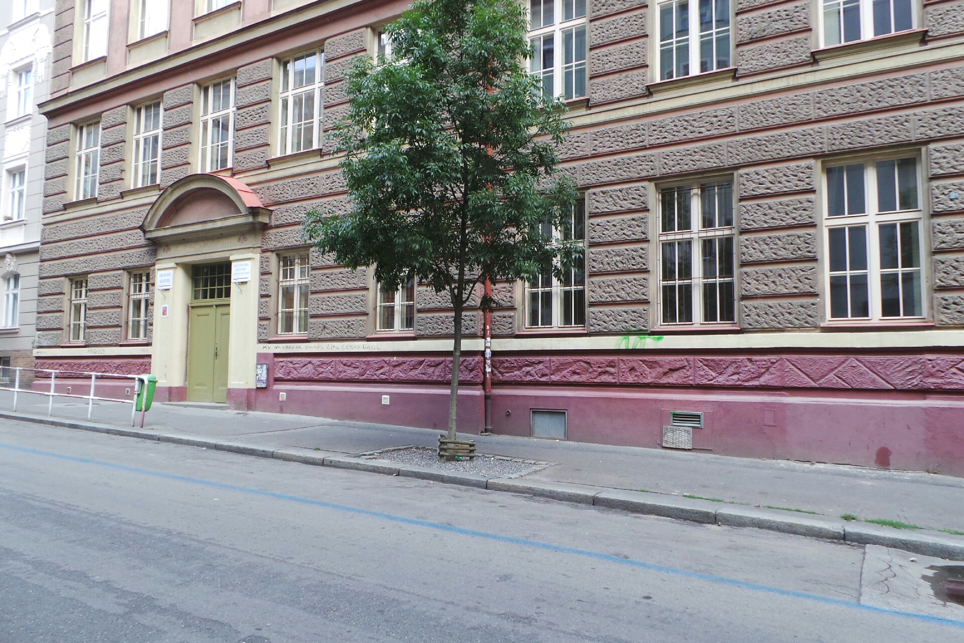 Obchodní akademie Praha 3, Kubelíkova 37