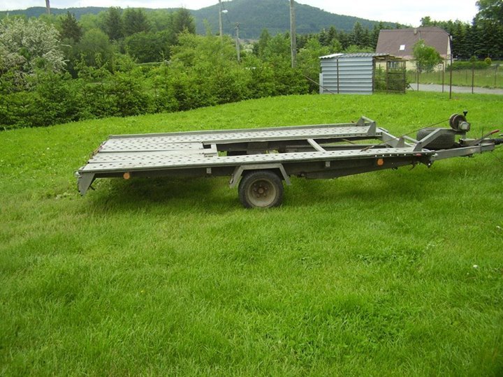 Autopůjčovna J & I KŘENKOVI , odtahová a asistenční služba foto 3