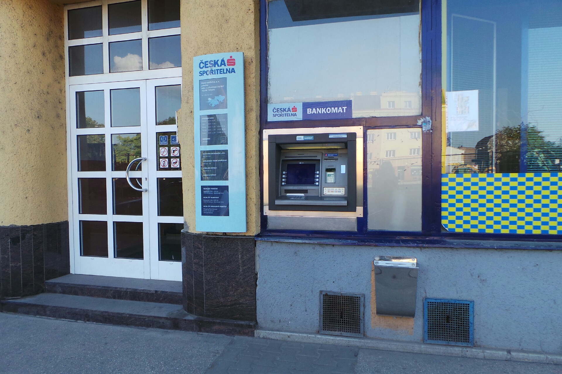 Bankomat České spořitelny