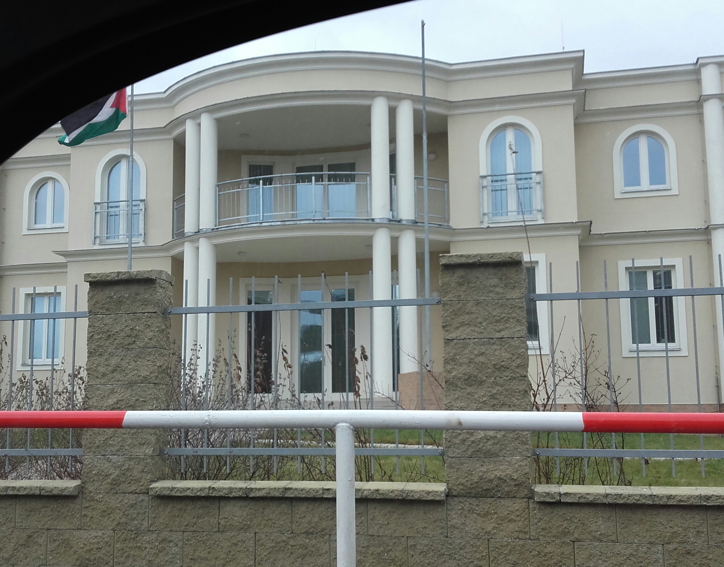 Palestina - Velvyslanectví státu Palestina foto 2