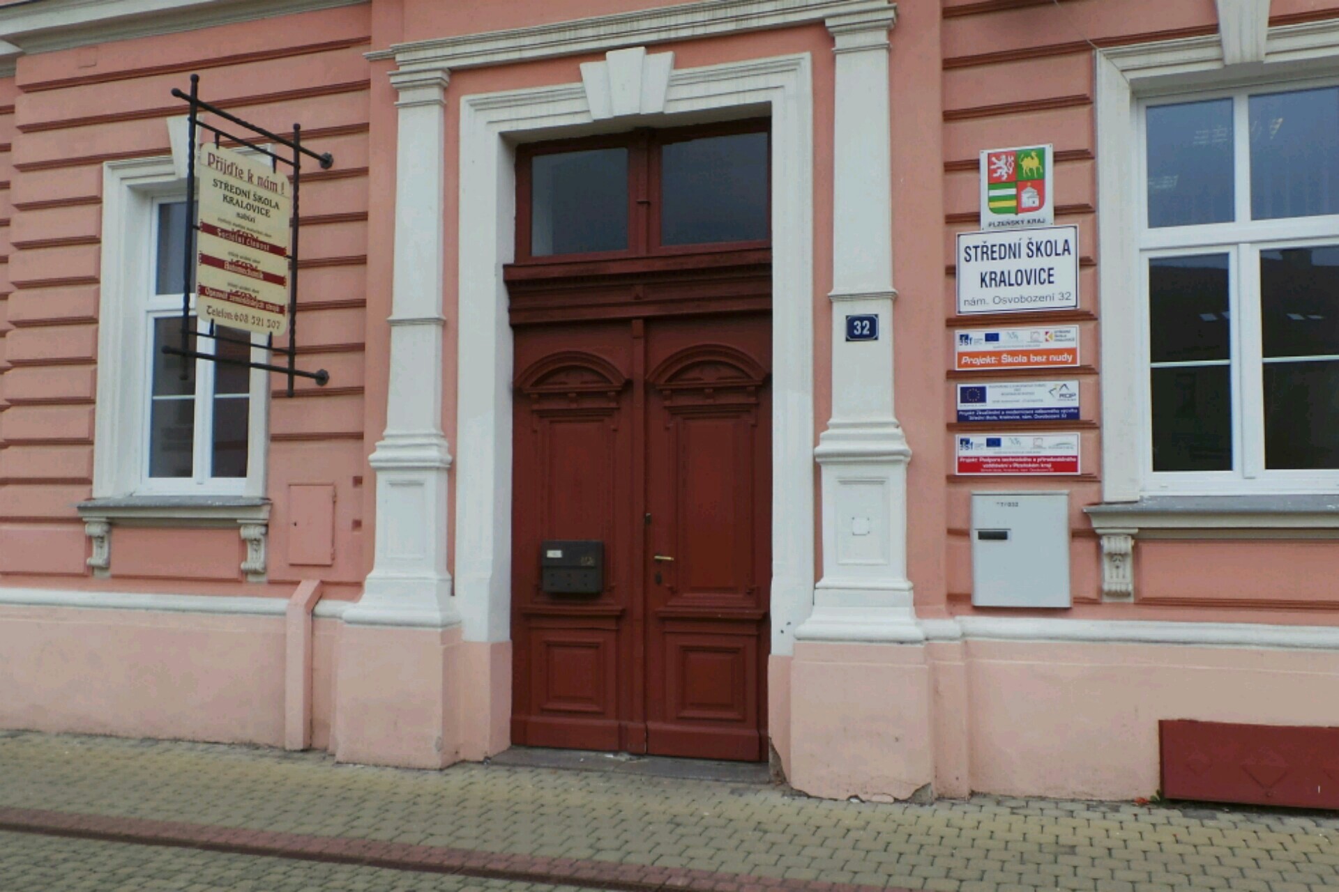 Střední škola Kralovice - Školní jídelna foto 2