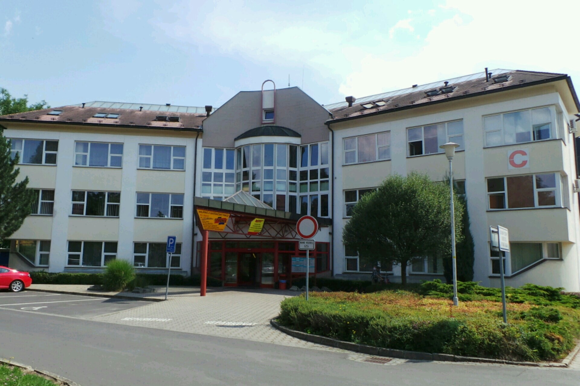 MDDr. Zuzana Hanuliaková