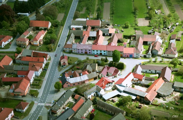 Milotice nad Bečvou - obecní úřad foto 2