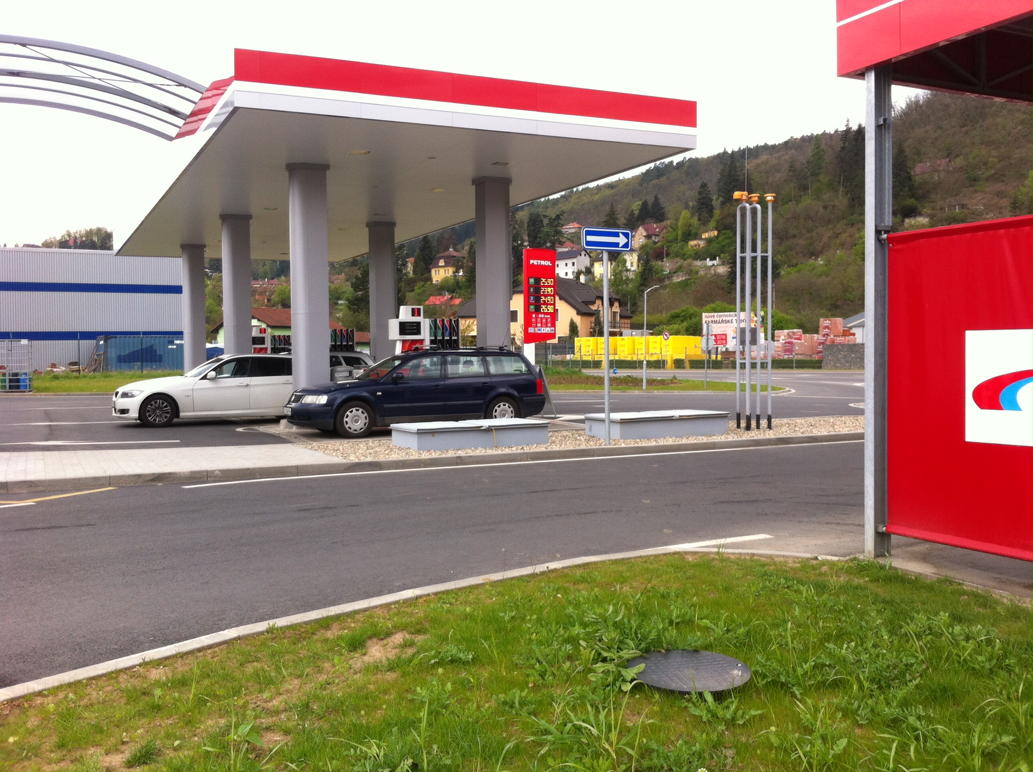 PETROL foto 2