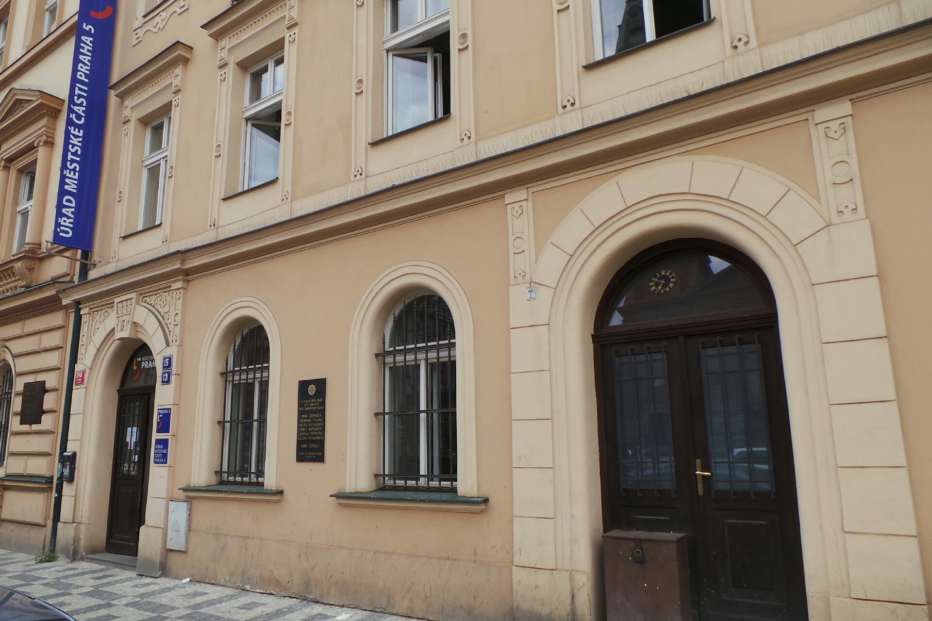 ÚMČ Praha 5 - Odbor investic