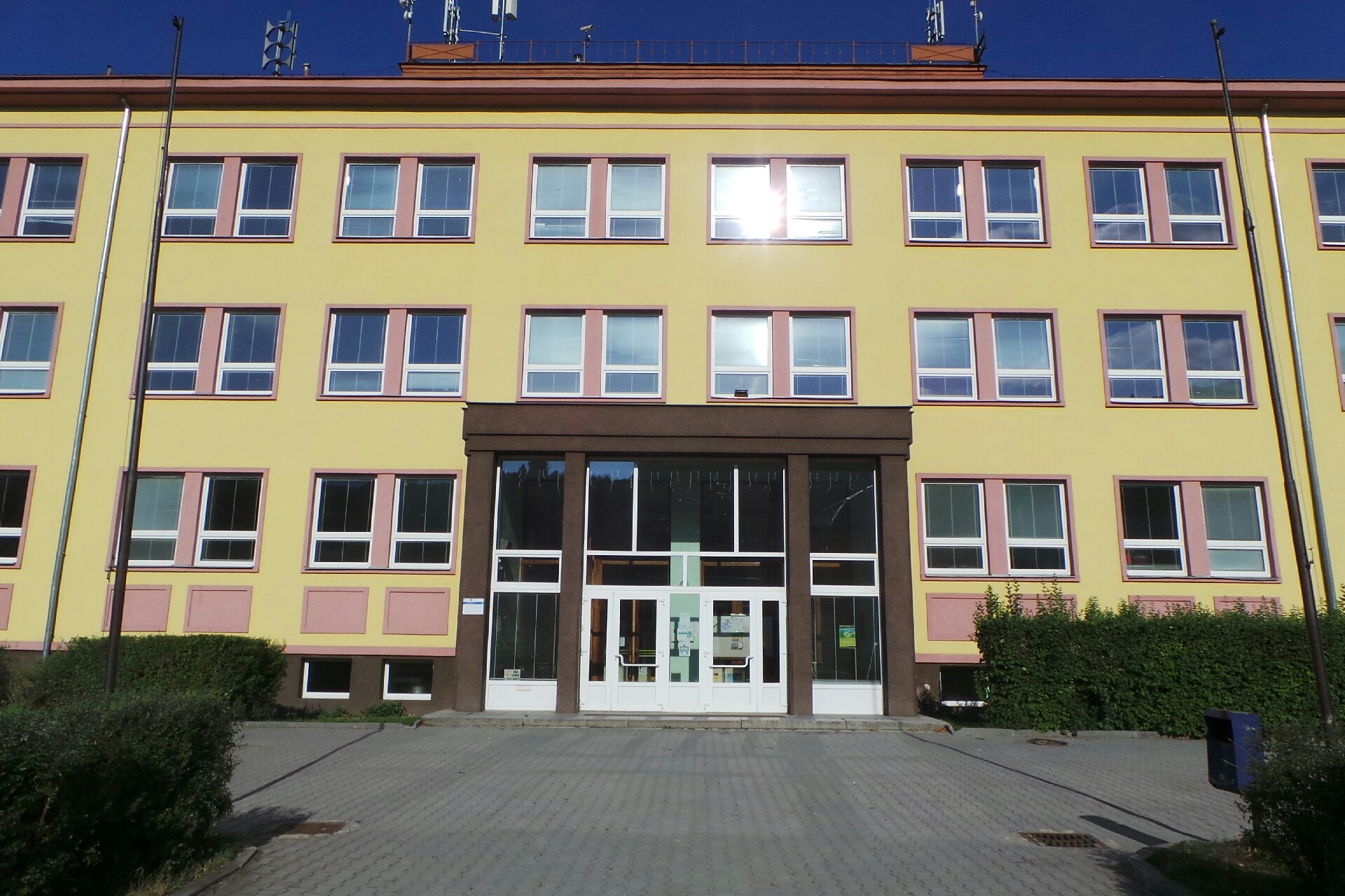 ZŠ a MŠ Hanušovice