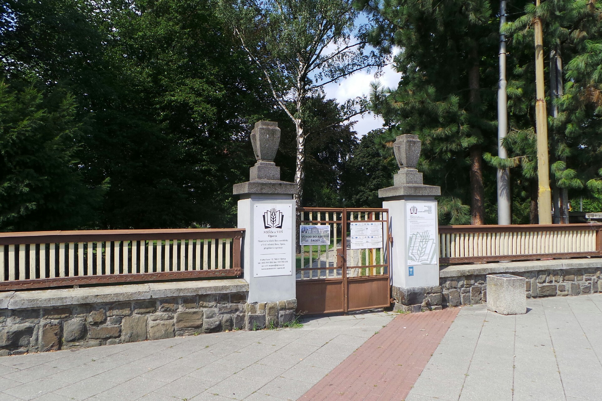 Masarykova střední škola zemědělská foto 2