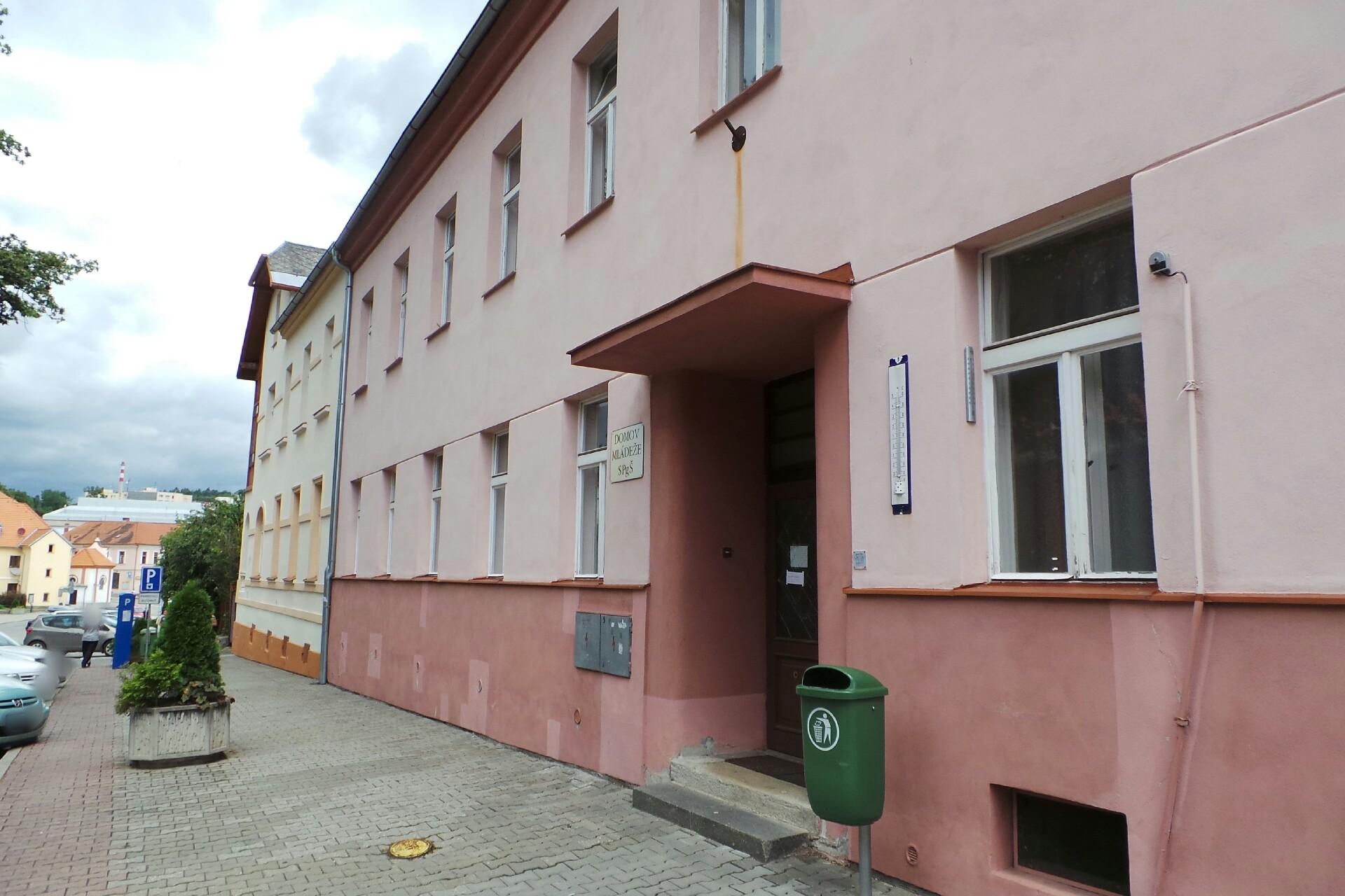 Vyšší odborná škola sociální a Střední pedagogická škola Prachatice - domov mládeže