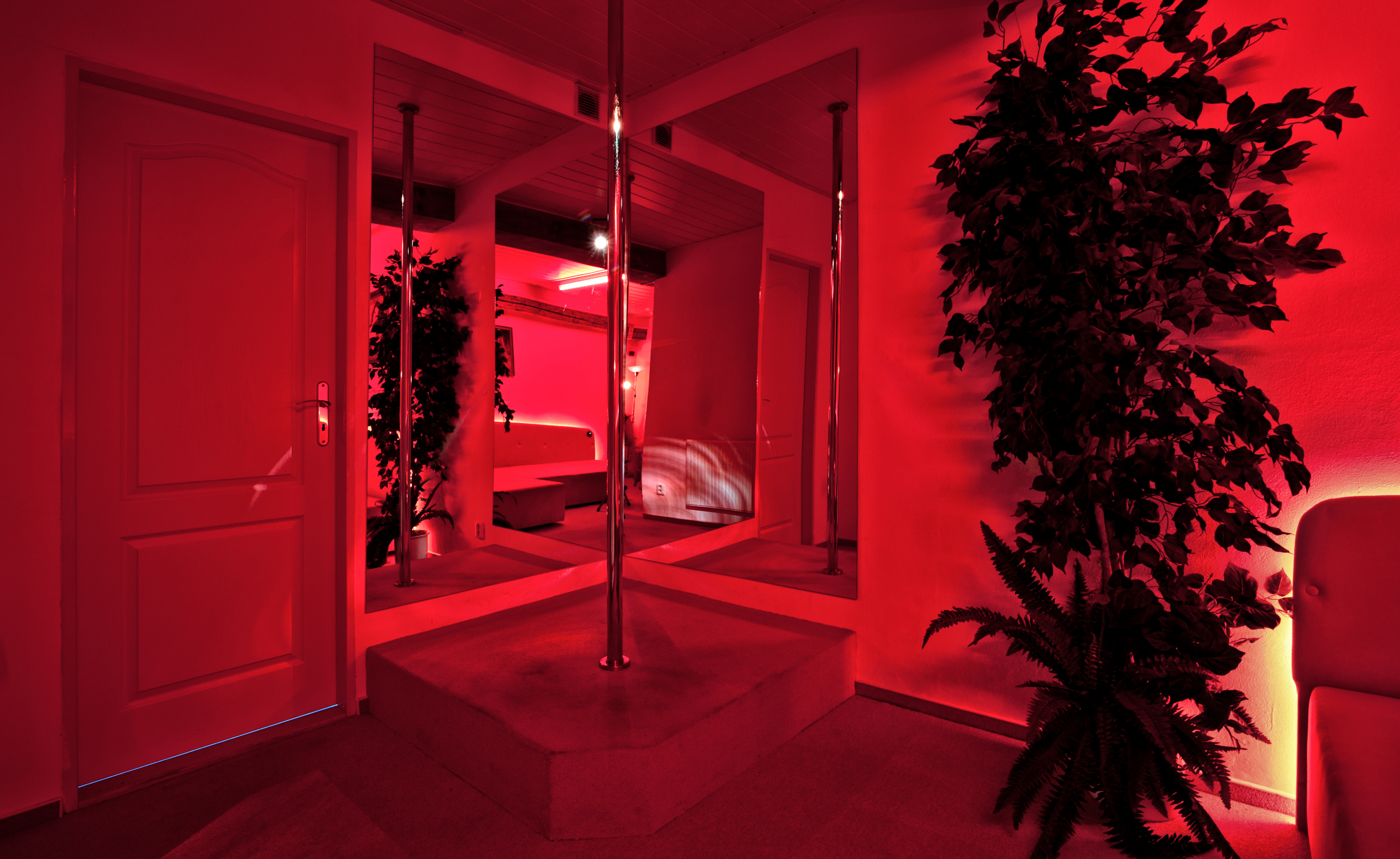 NIGHT CLUB BRNO ALIBABA foto 4