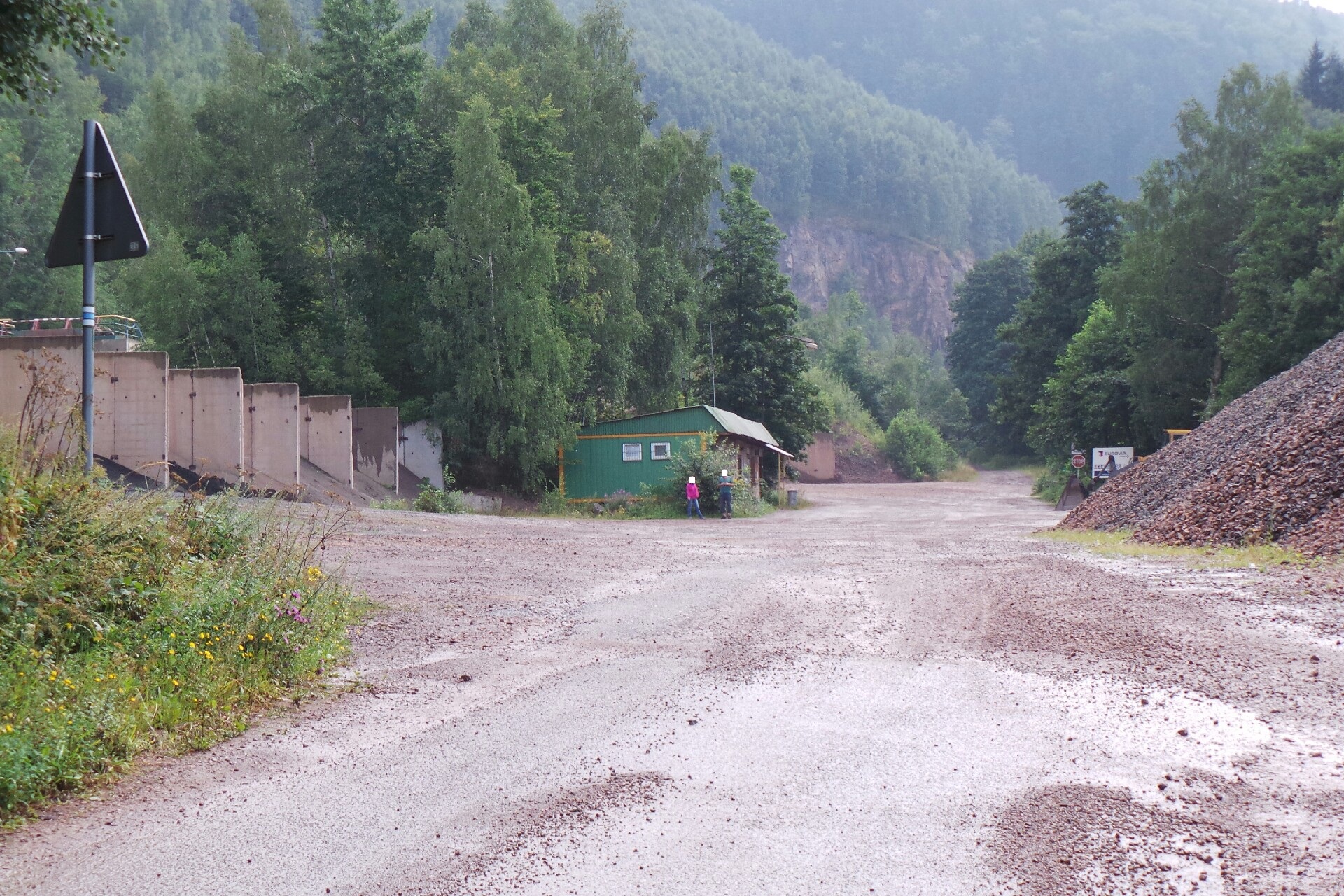 EUROVIA Kamenolomy, a.s. - Lom Královec foto 1
