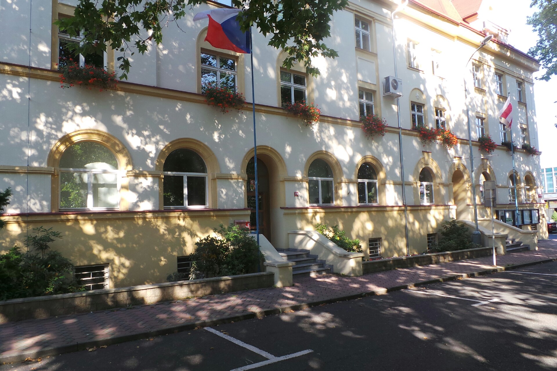 ÚMO Ústí nad Labem - Neštěmice - Odbor finanční