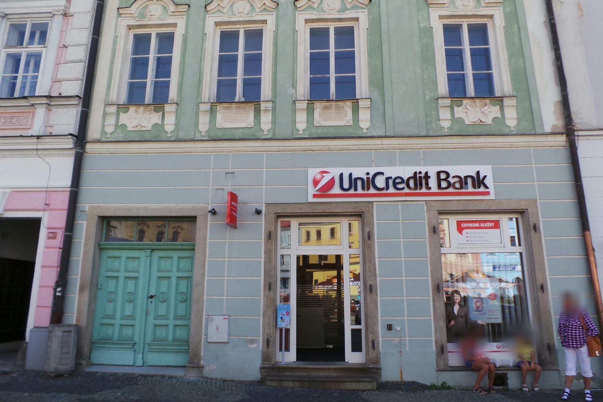UniCredit Bank Czech Republic and Slovakia, a.s. foto 2