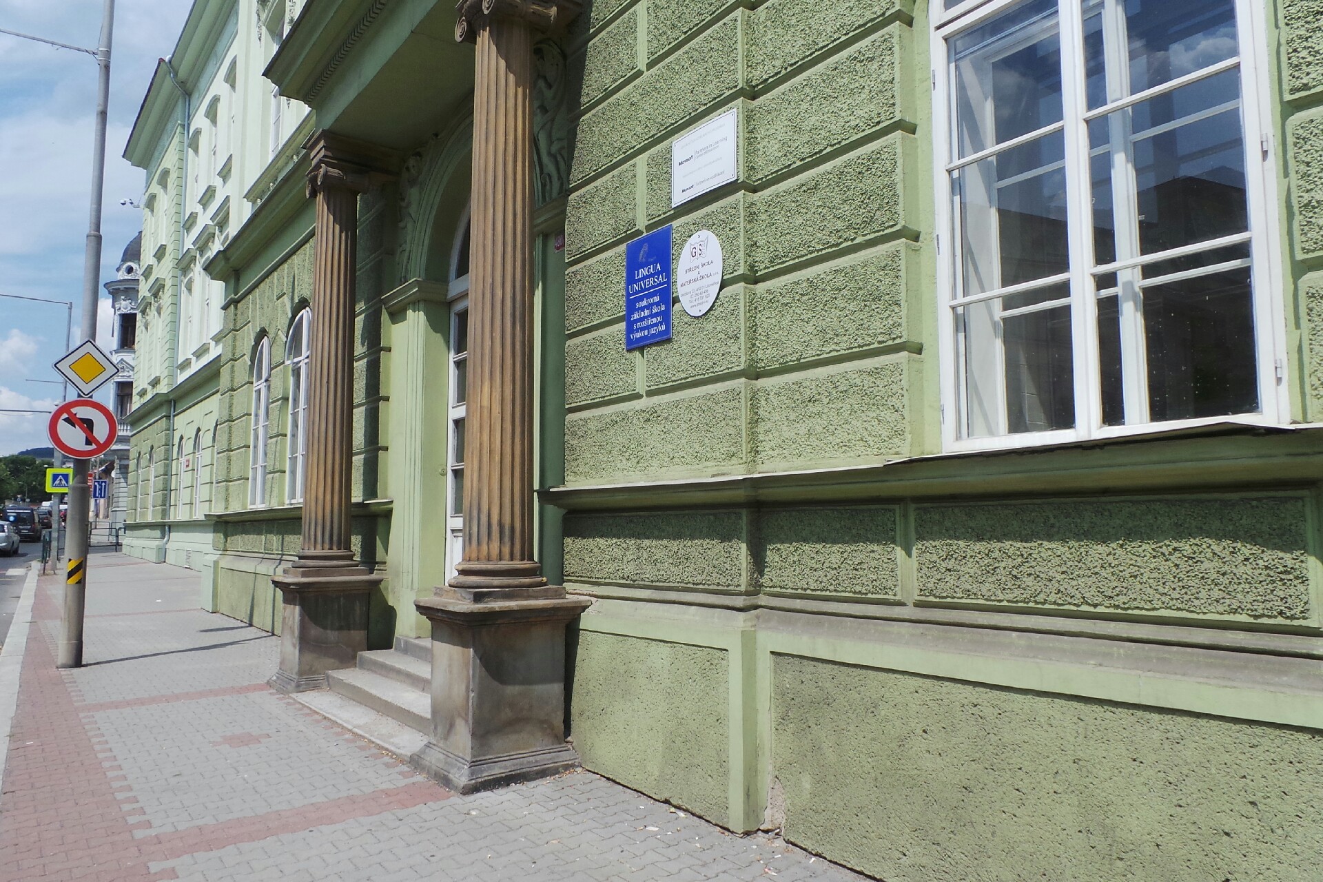 LINGUA UNIVERSAL soukromá základní škola a mateřská škola, s.r.o.