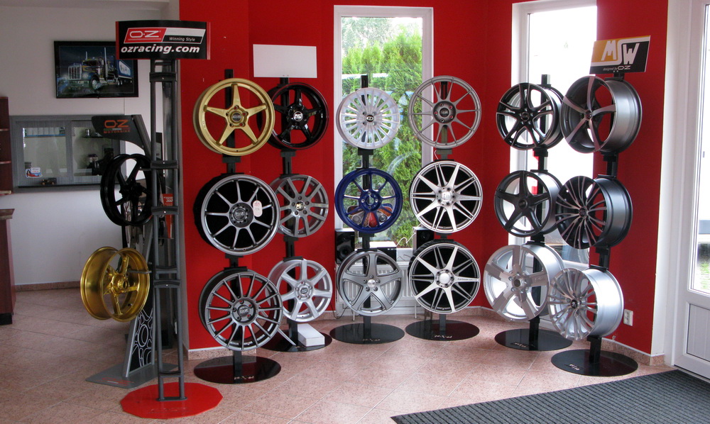 Lexani Racing foto 6