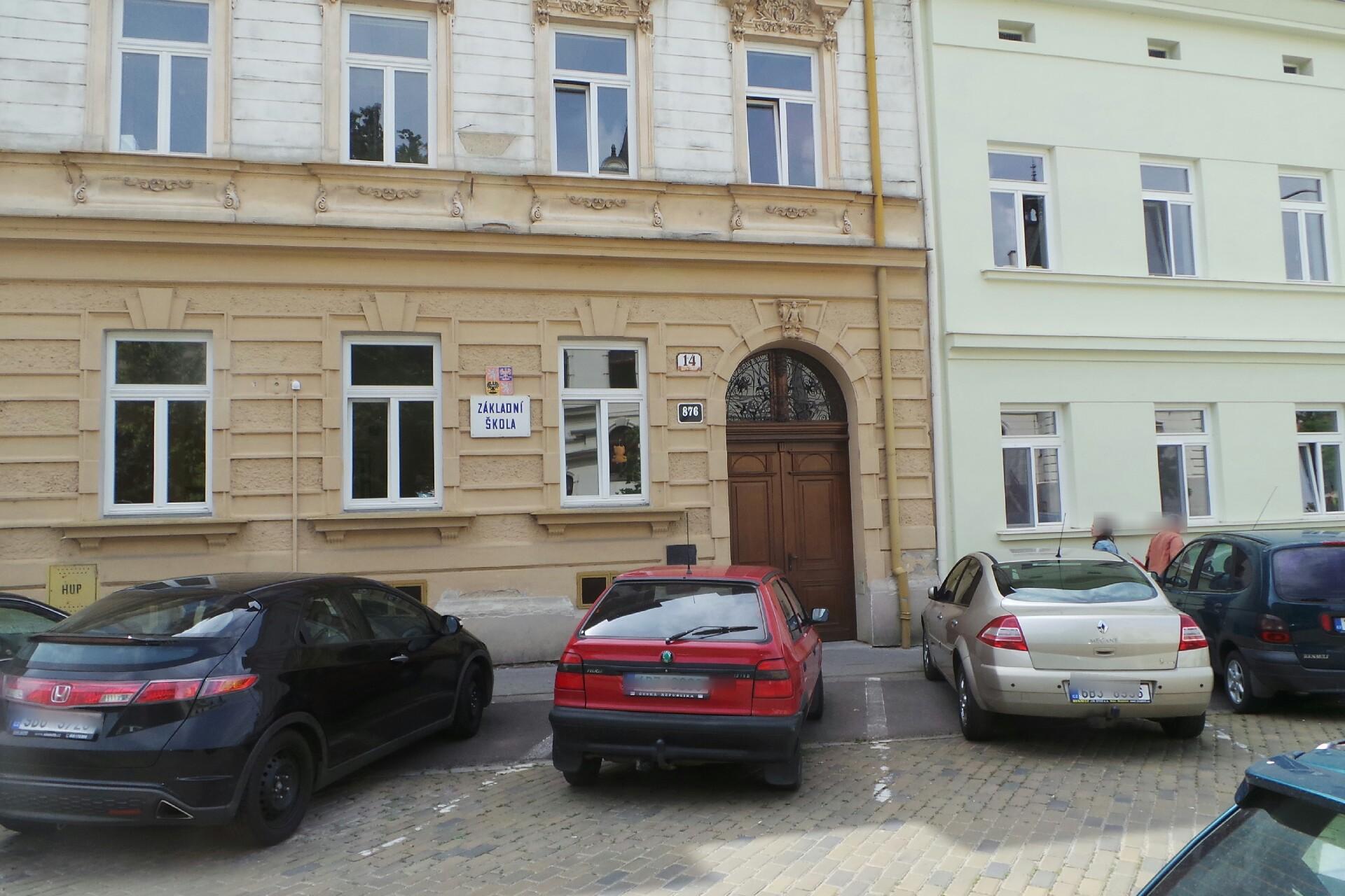 ZŠ Znojmo, náměstí Republiky 14