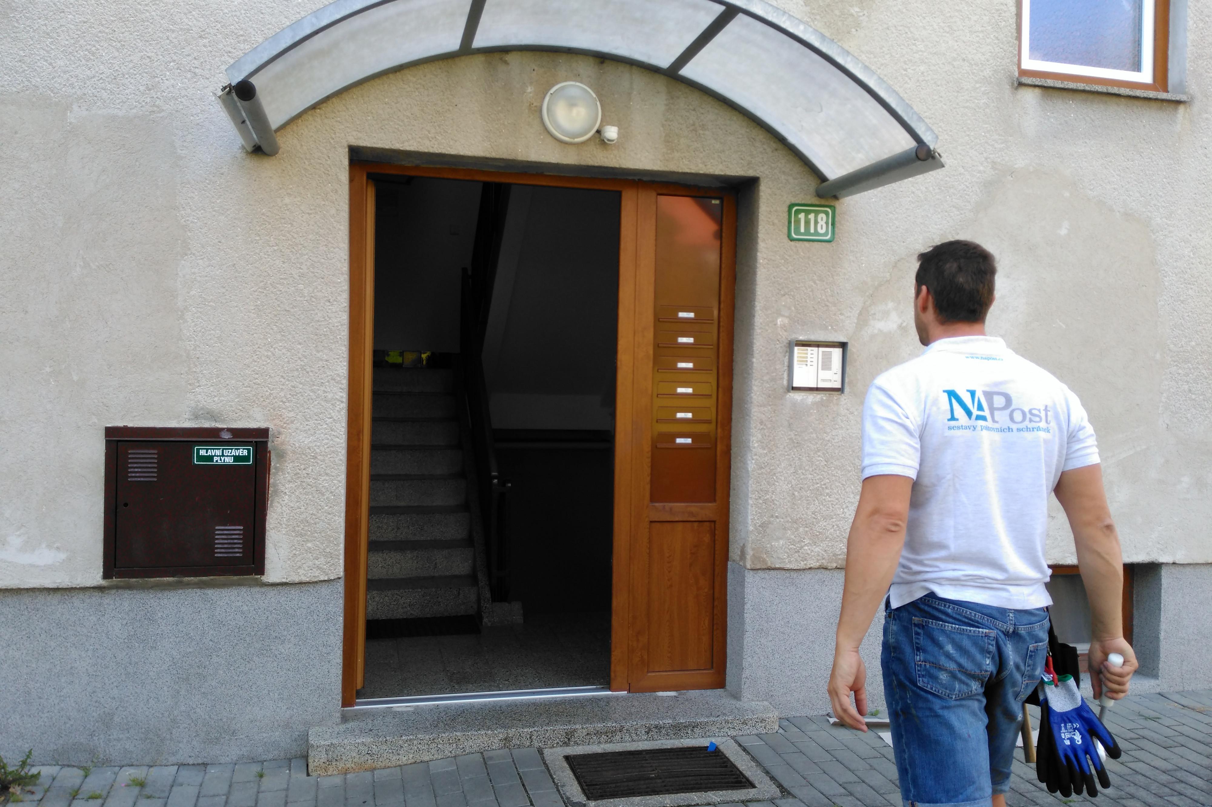 Servis a seřízení oken a dveří - NAPost s.r.o. foto 1