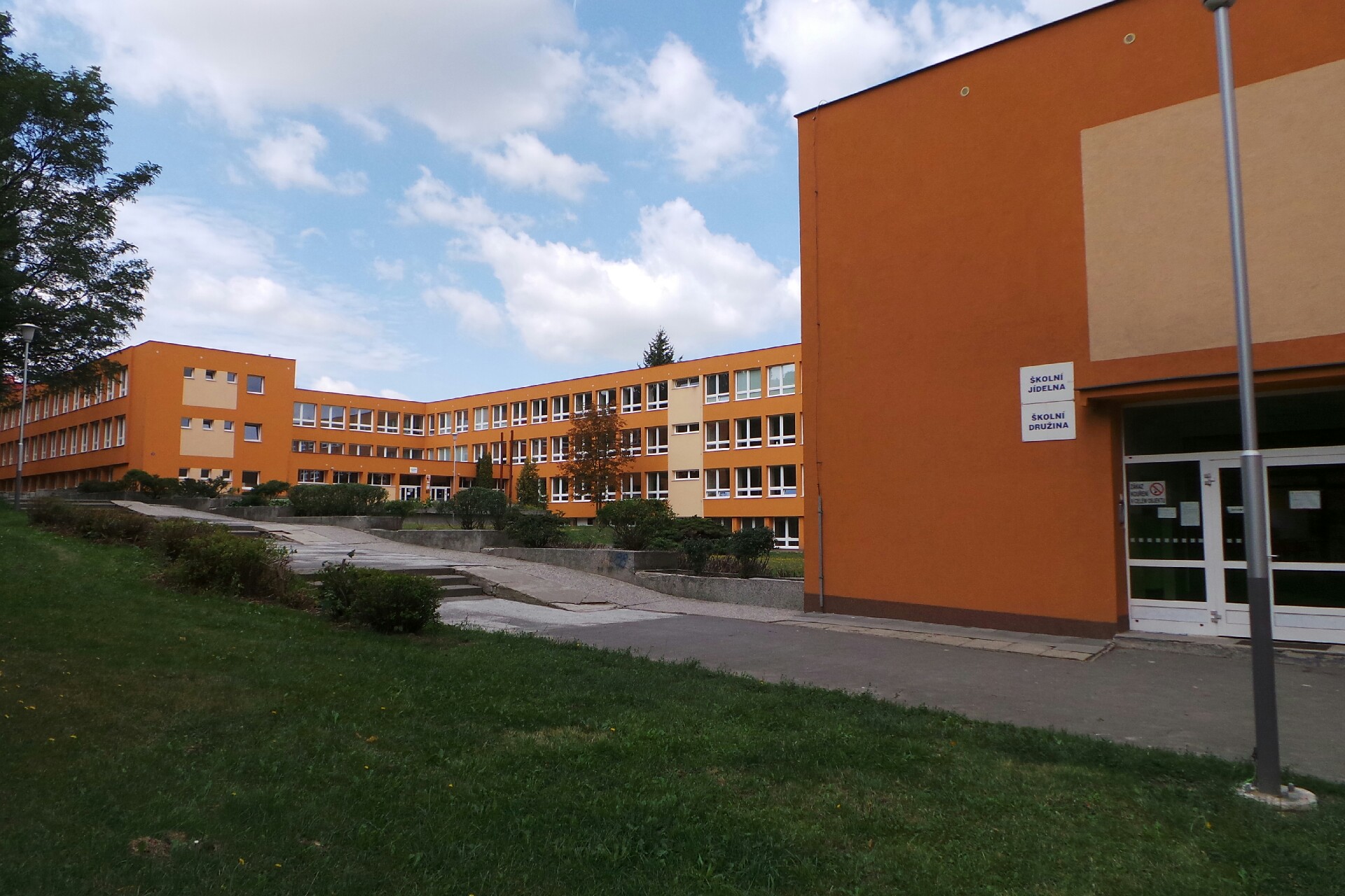 ZŠ Ostrava-Poruba, I. Sekaniny