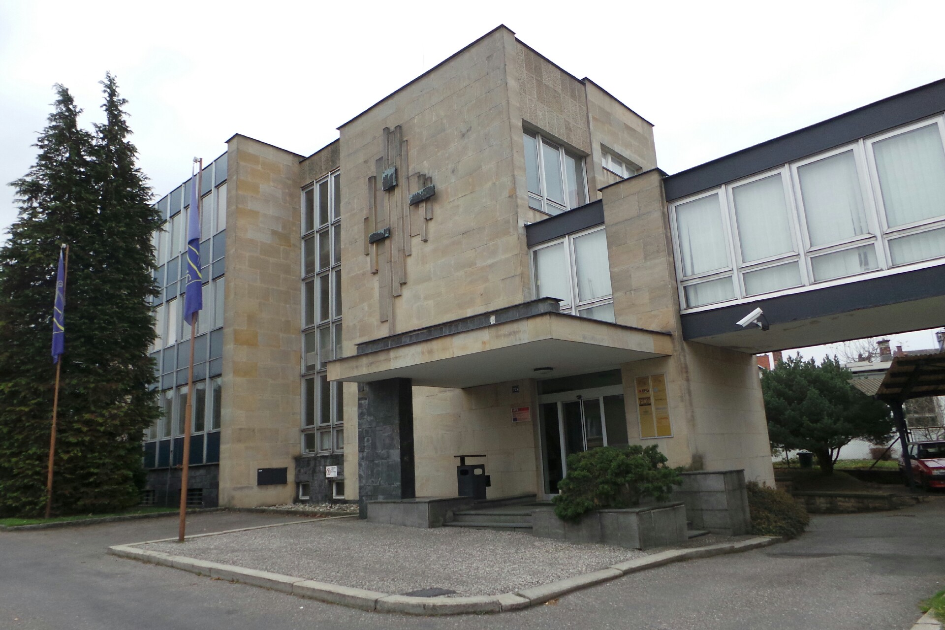 DŘEVOSTAVBY PETŘÍČEK