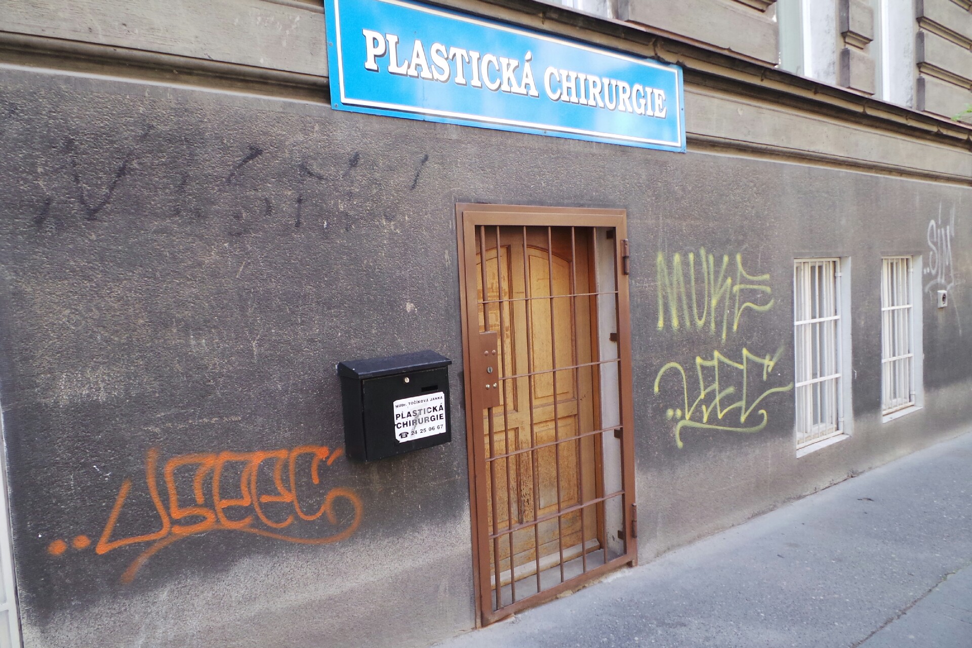 PLASTICKÁ CHIRURGIE – MUDr. Janka Točíková