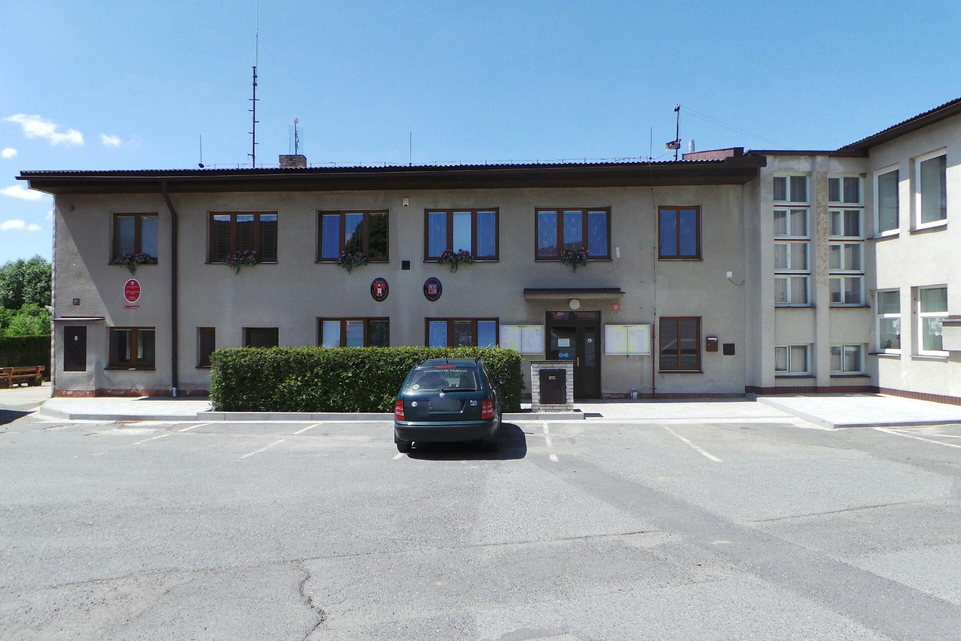 Janovice nad Úhlavou - městský úřad