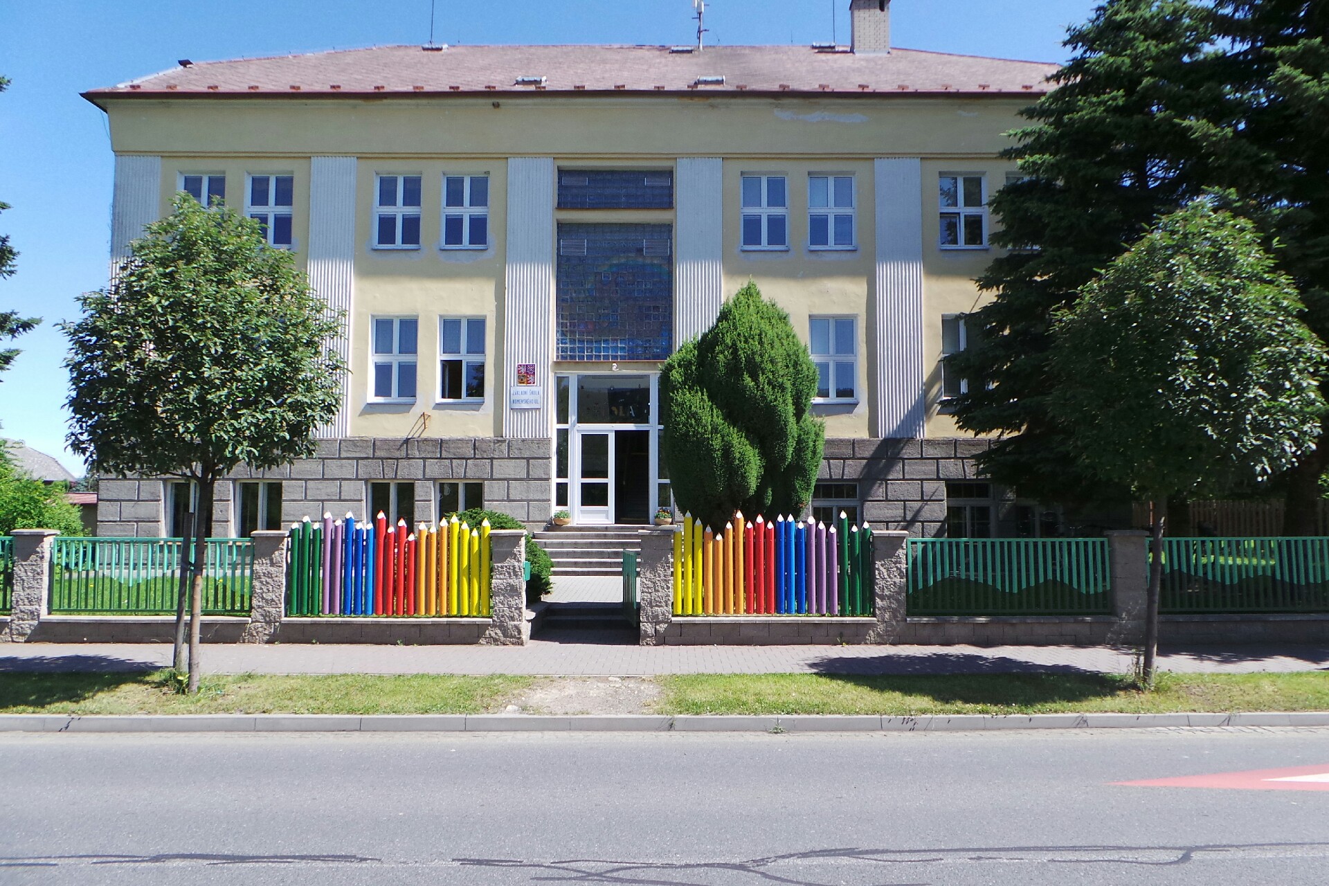 ZŠ a MŠ Nýrsko, Komenského 250 foto 2