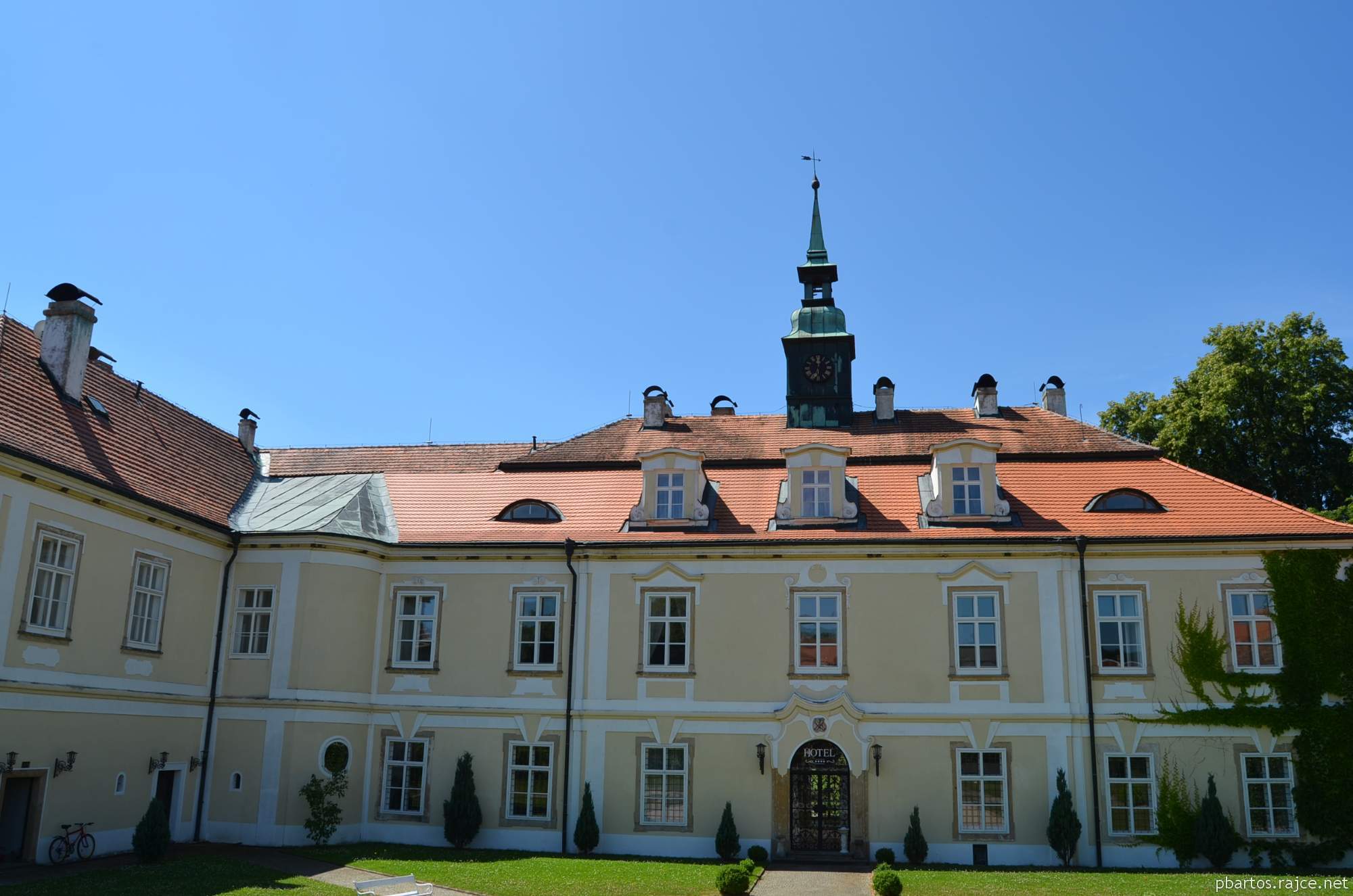 Zámek Berštejn Golf & Sport Resort foto 2