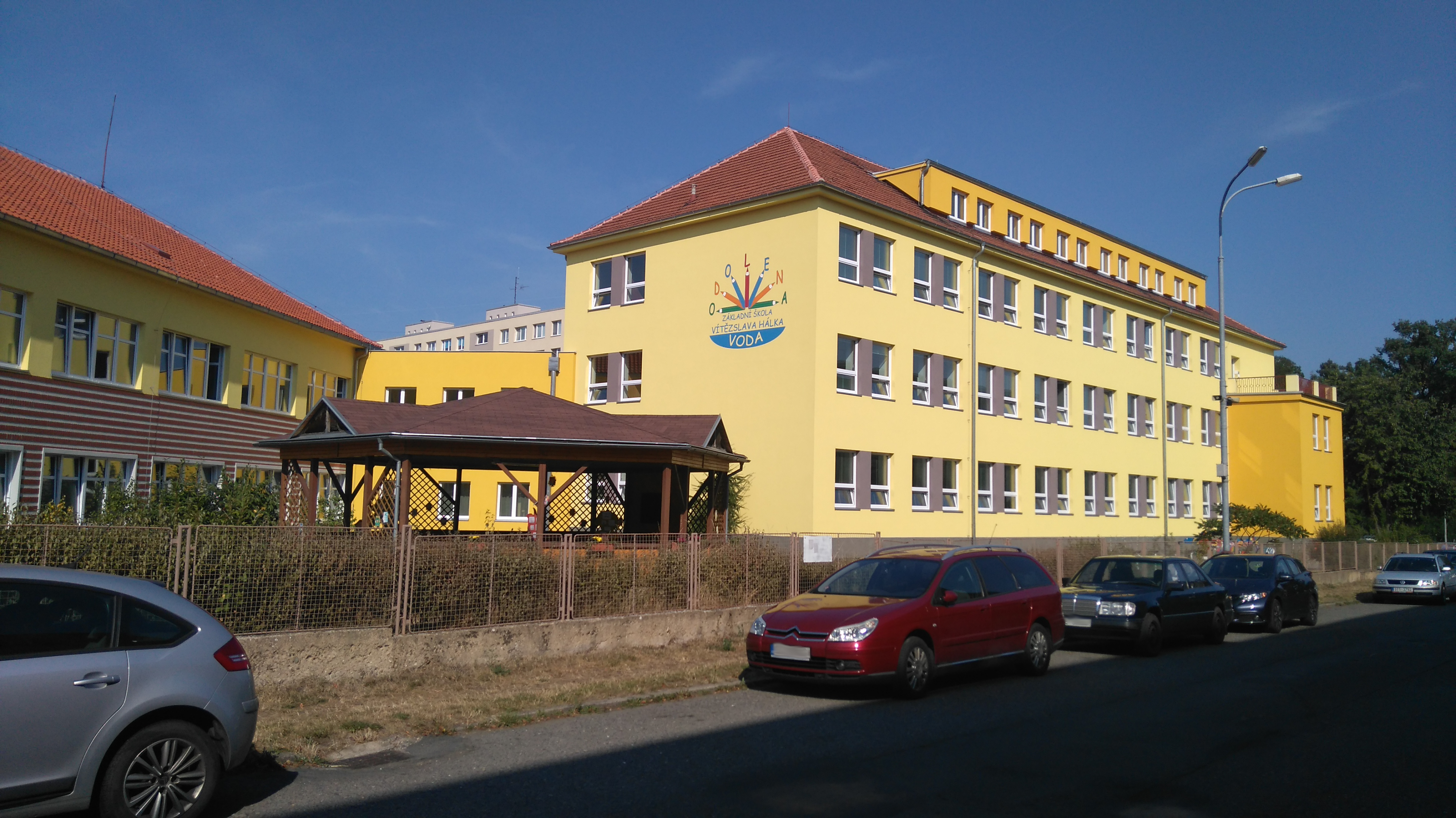 ZŠ Vítězslava Hálka Odolena Voda foto 2