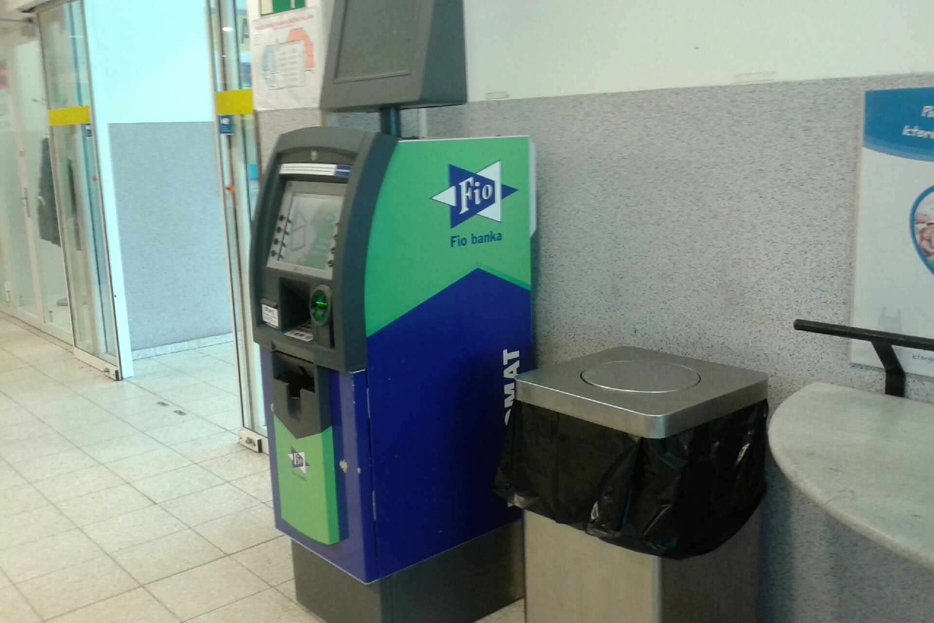 Bankomat Fio banky foto 2