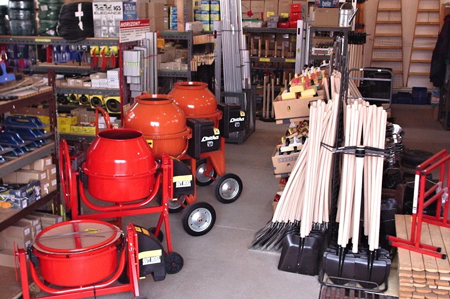 SATURN - stavební nářadí foto 2