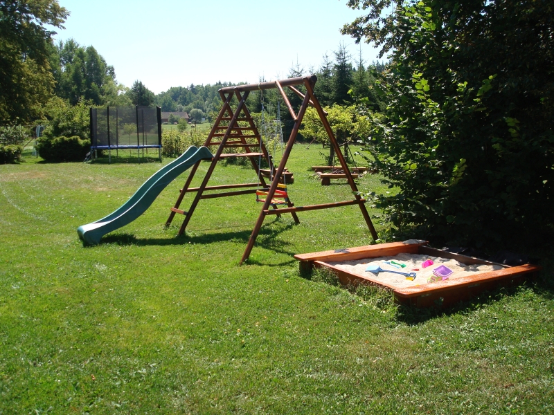Na samotě u lesa foto 3