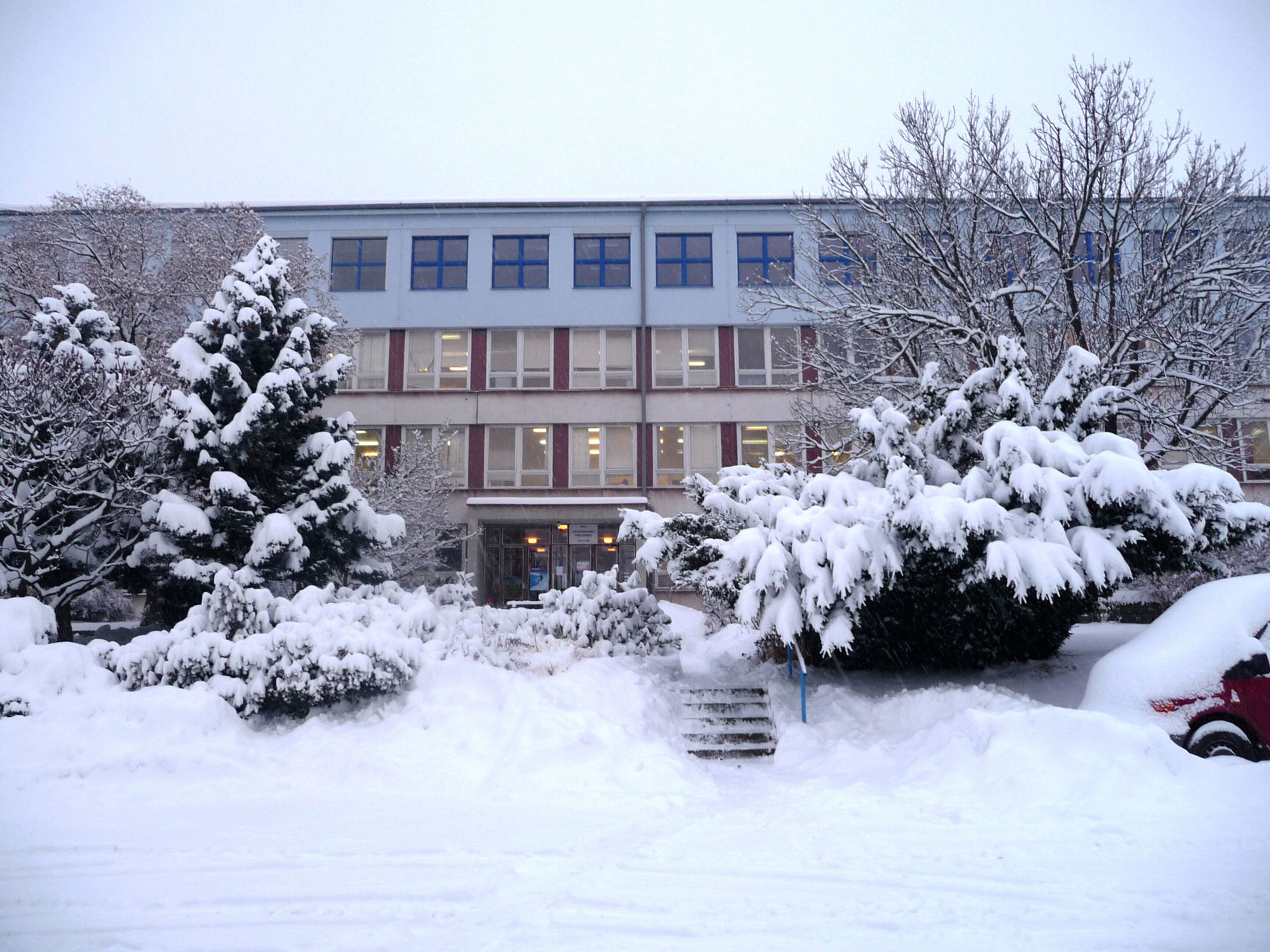 SOŠ veterinární, mechanizační a zahradnická a Jazyková škola s právem státní jazykové zkoušky, České Budějovice, Rudolfovská 92 foto 5