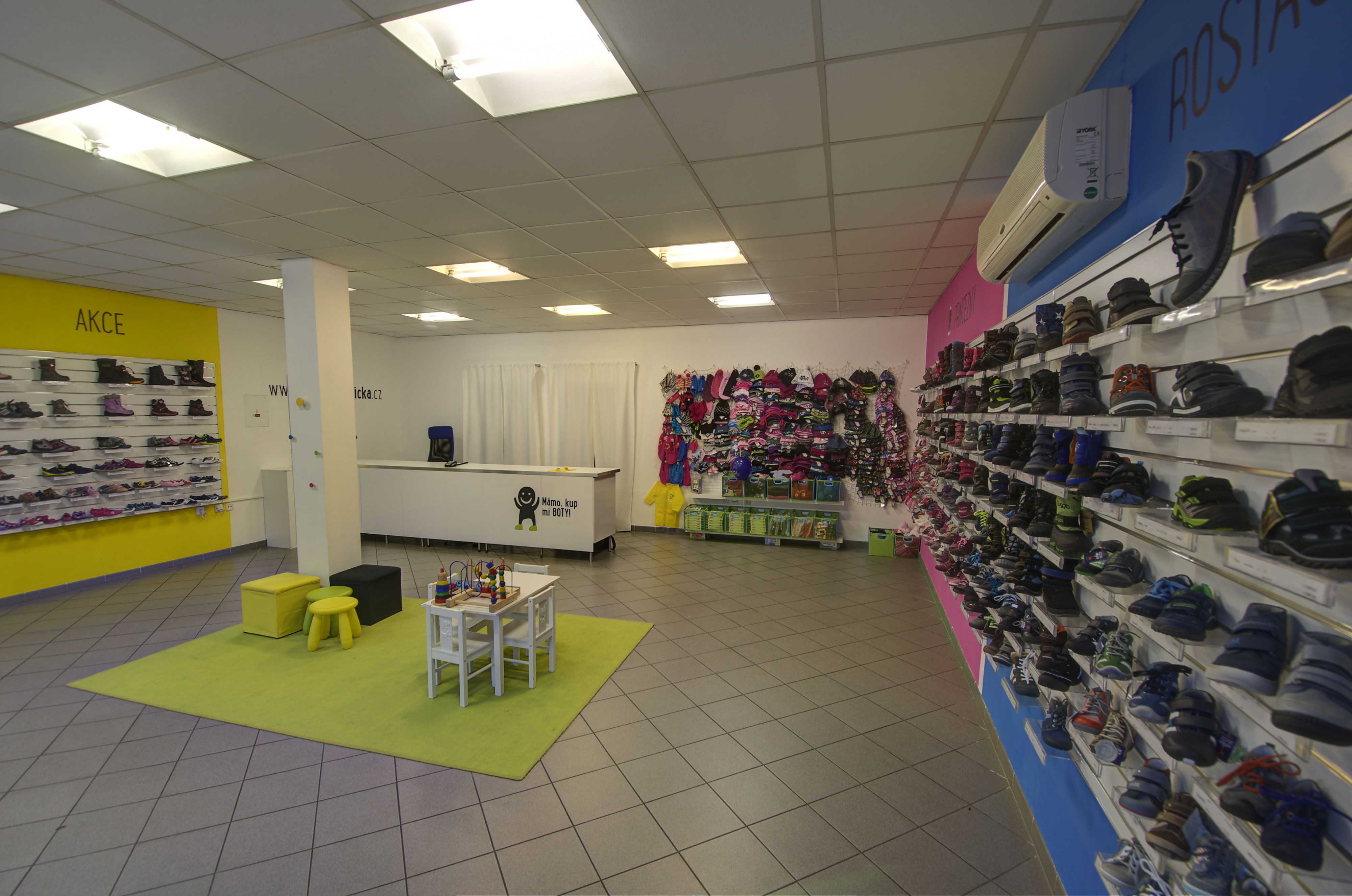 Zdravá dětská obuv Veselá Tkanička foto 3