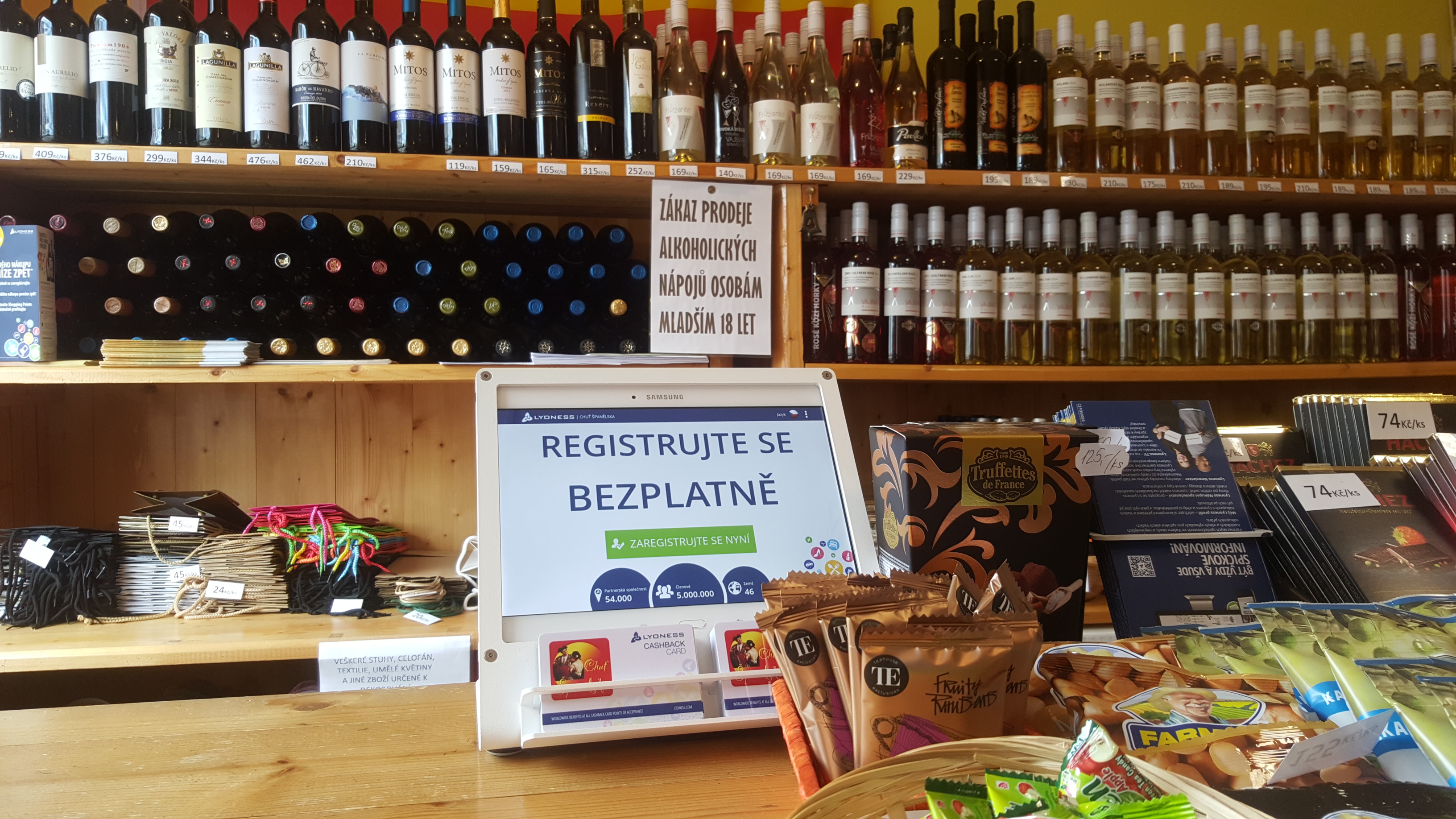 Prémiová vinotéka - Lidická foto 3